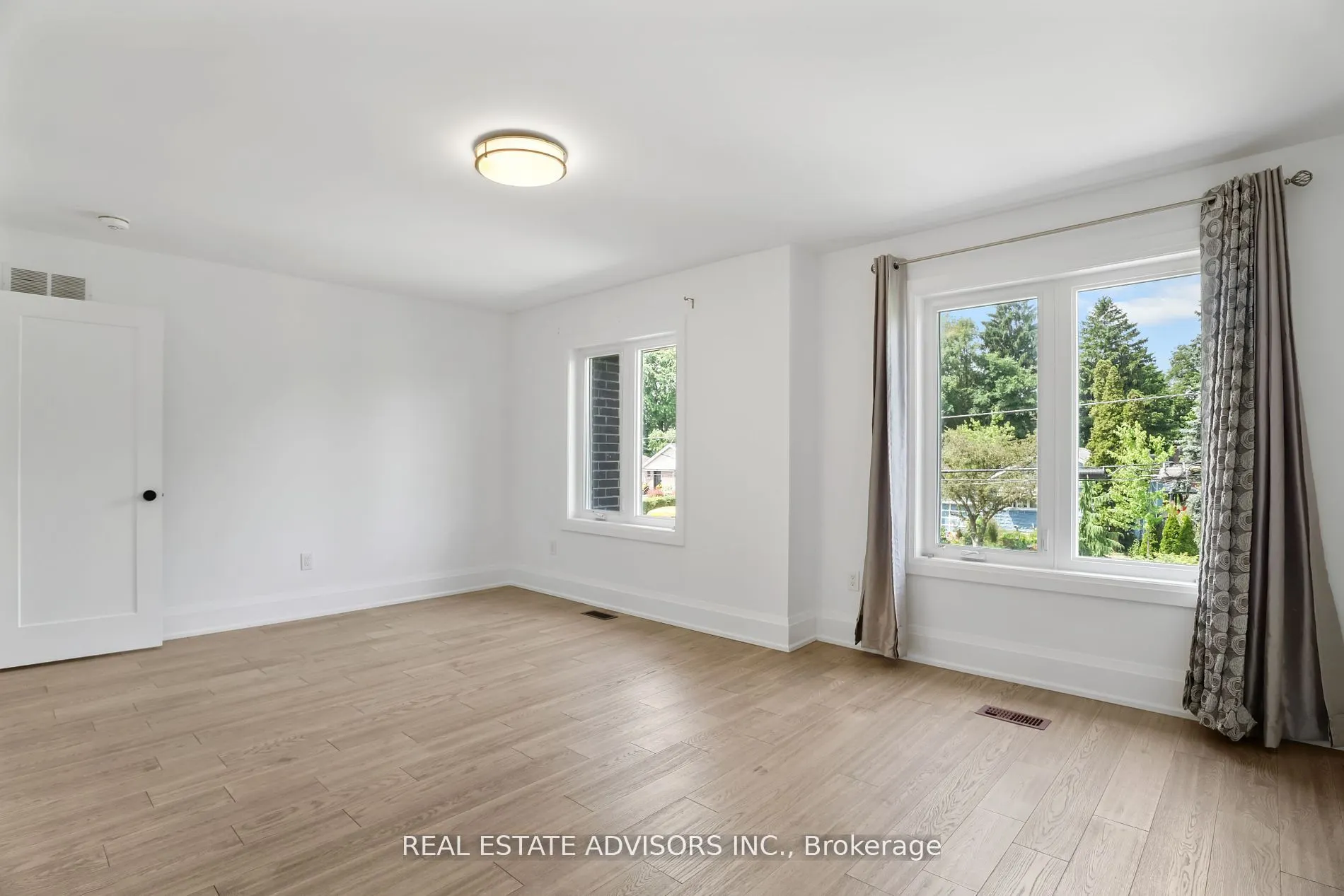69 Fenwood Heights