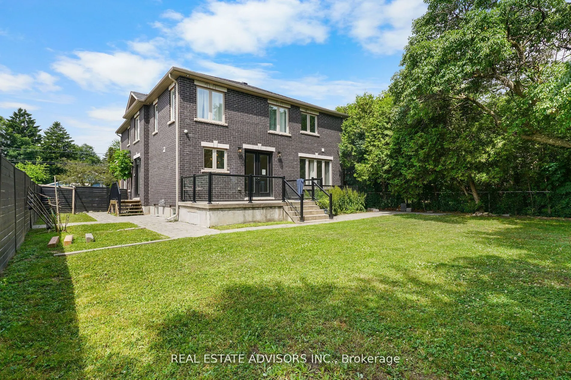 69 Fenwood Heights