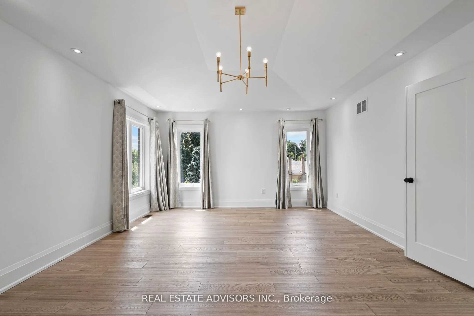 69 Fenwood Heights