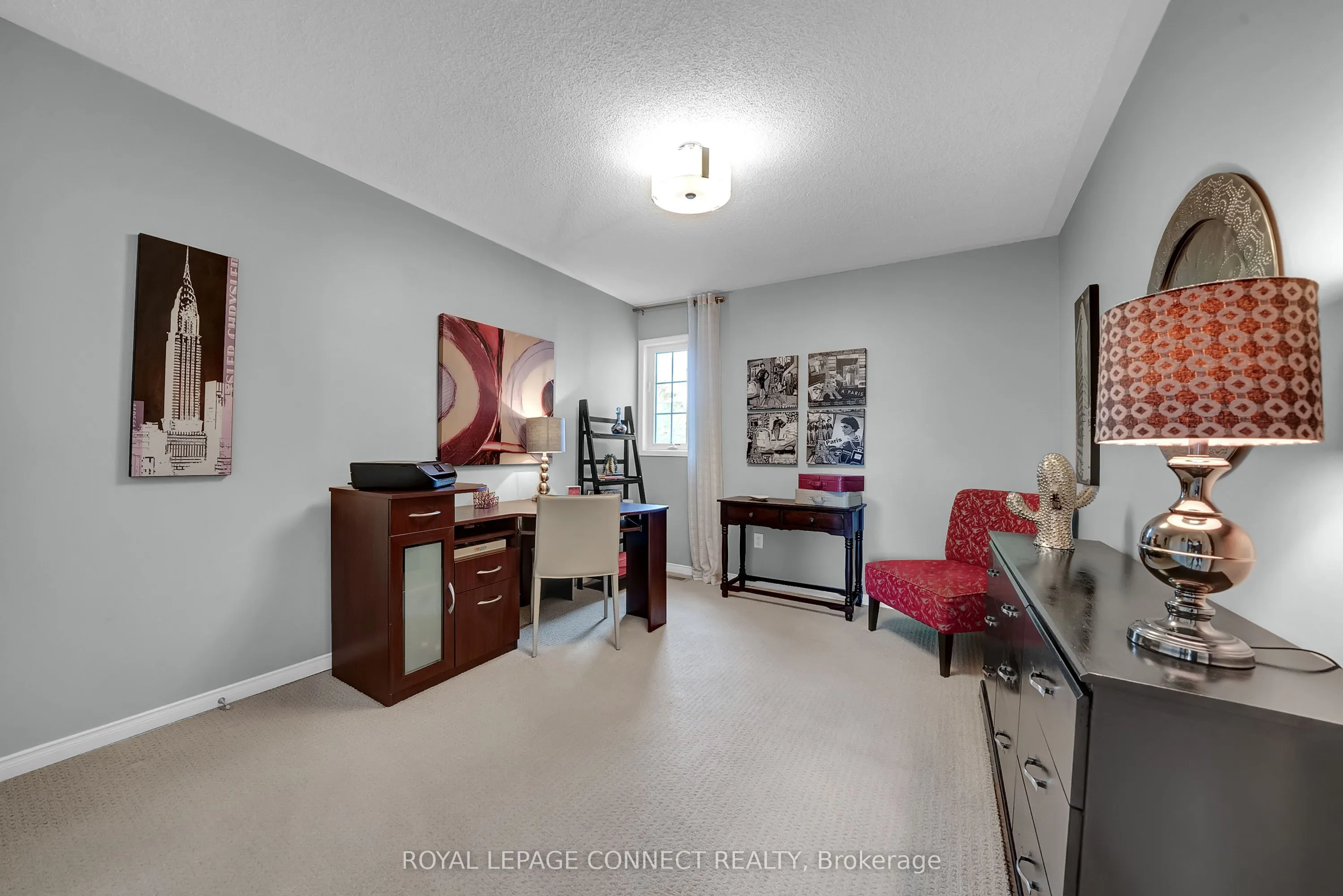 4 Middlecote Drive
