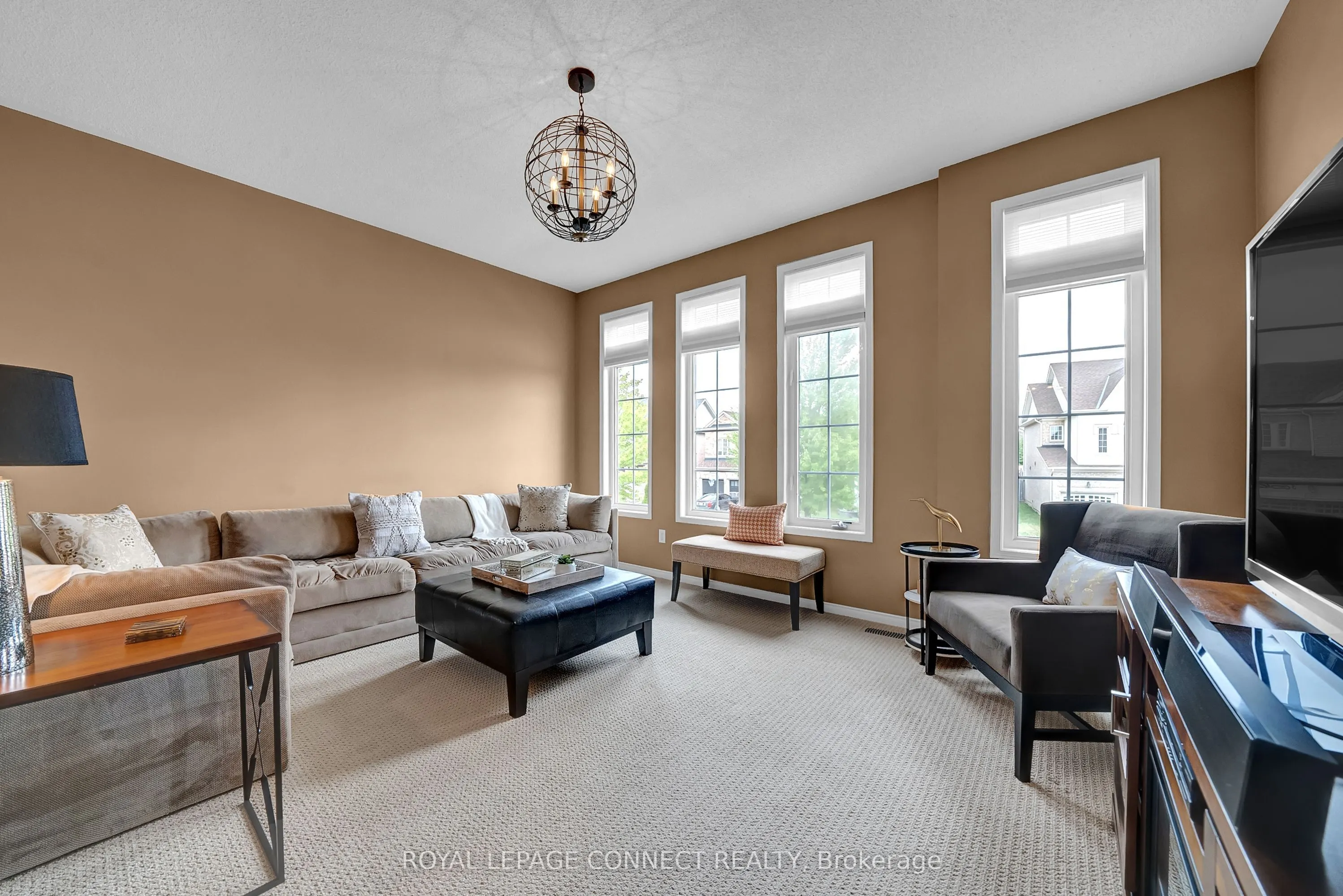 4 Middlecote Drive