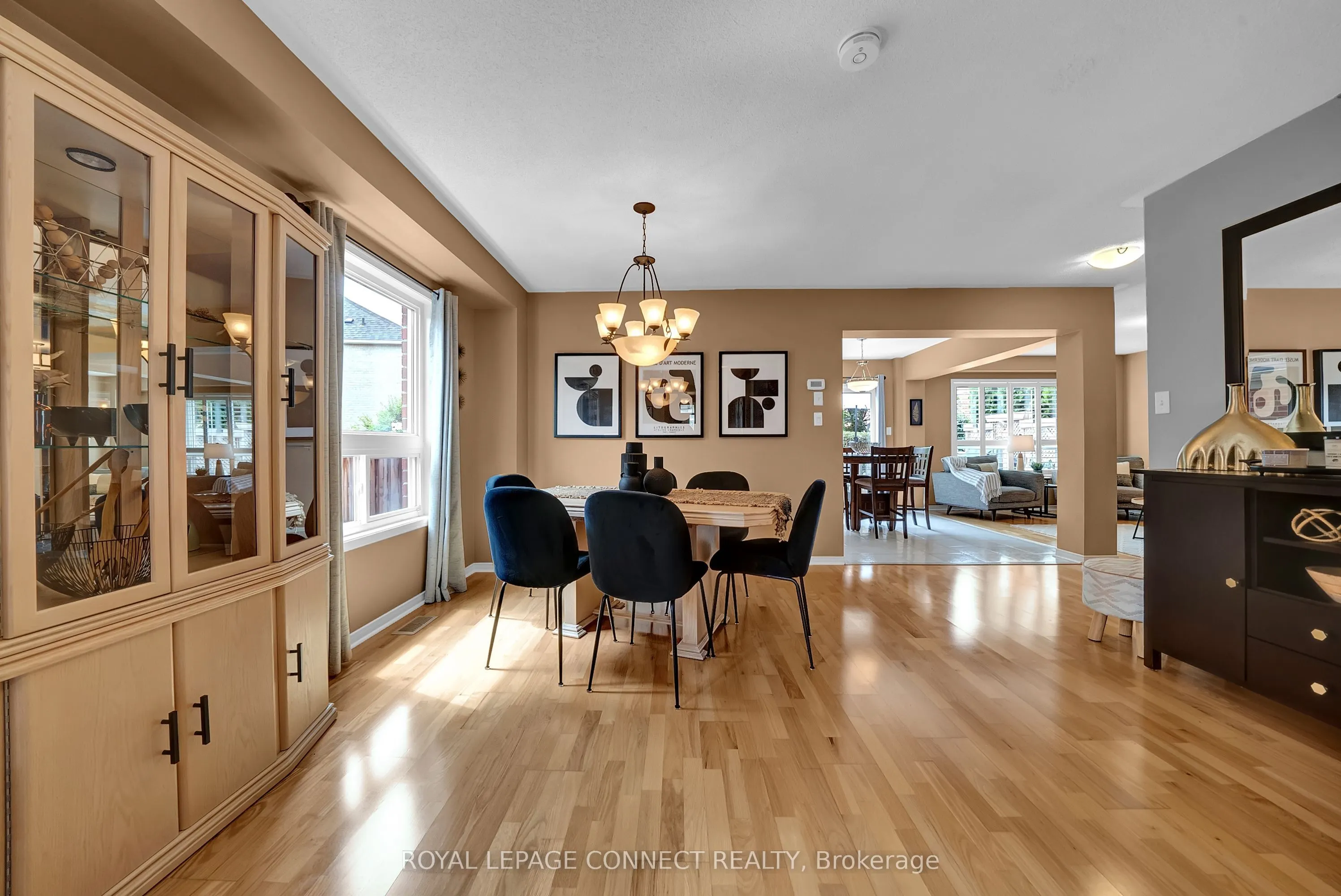 4 Middlecote Drive