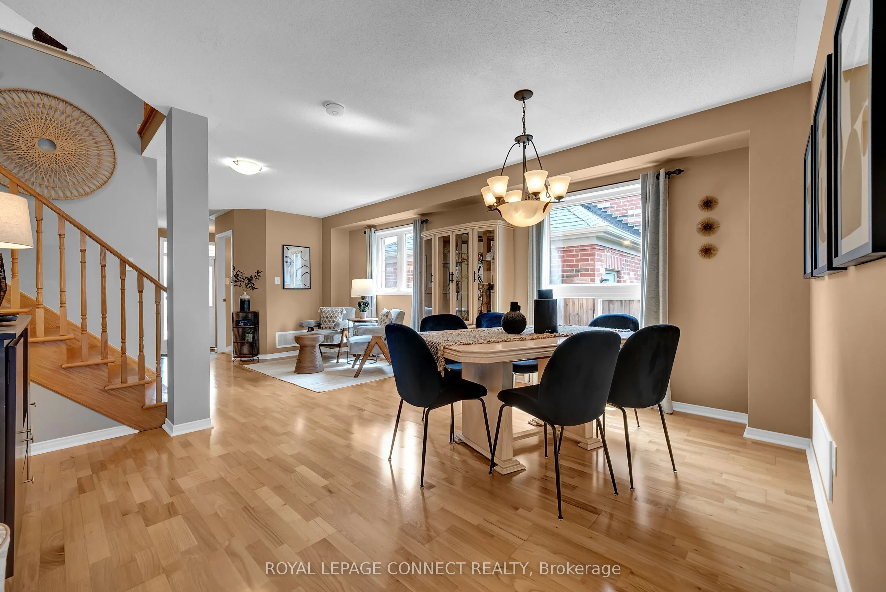 4 Middlecote Drive