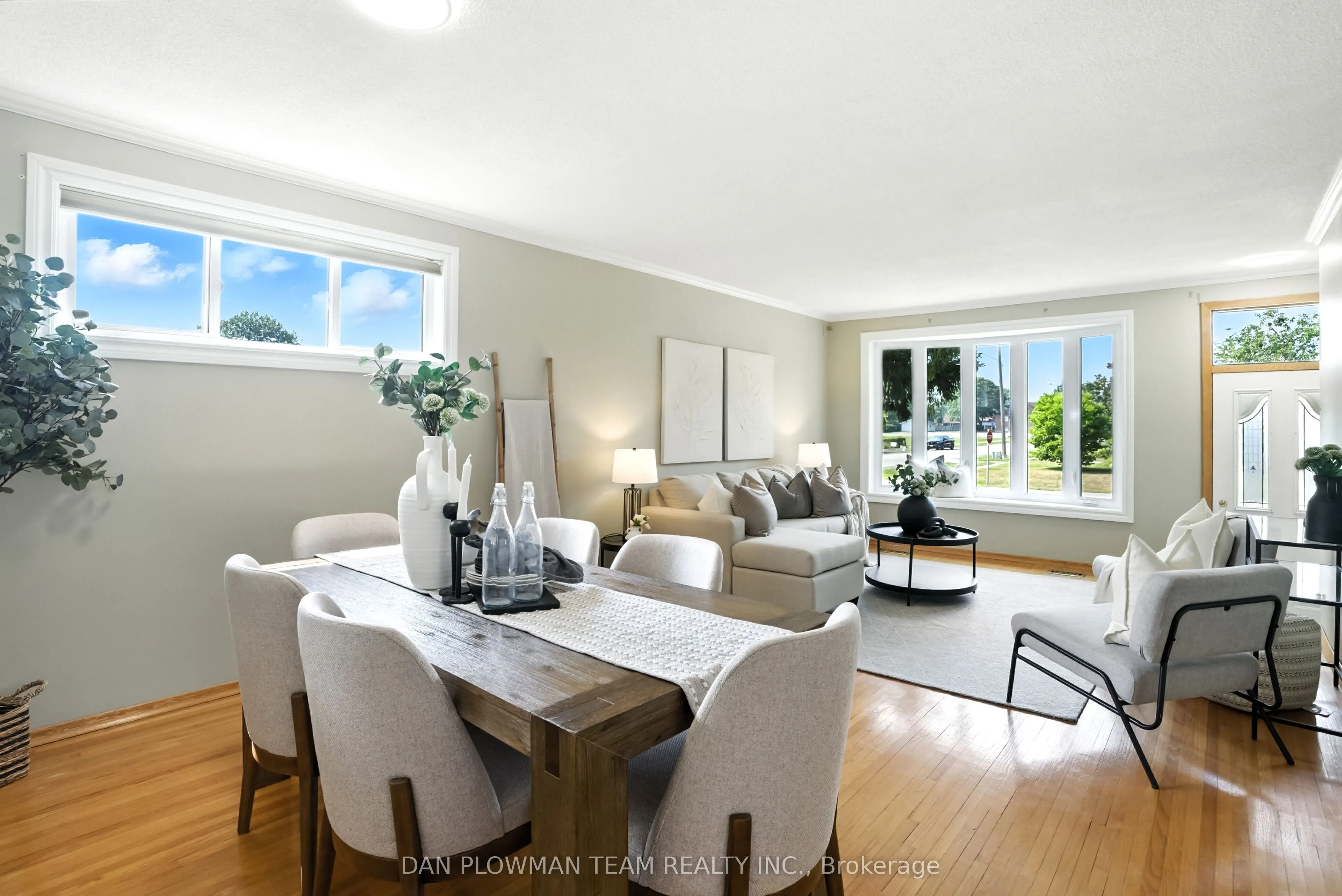 1001 Wardman Crescent
