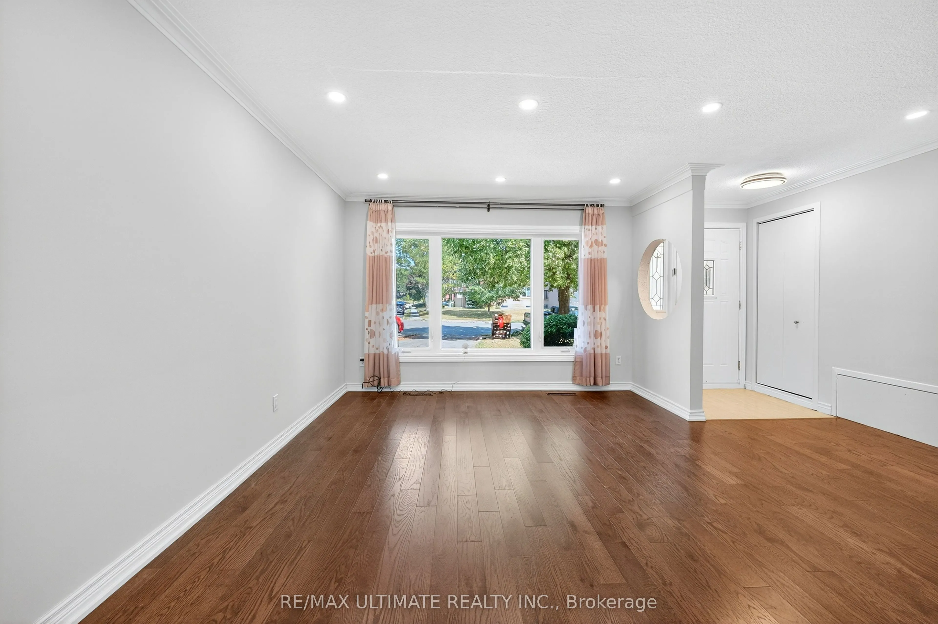 50 Charlemont Crescent