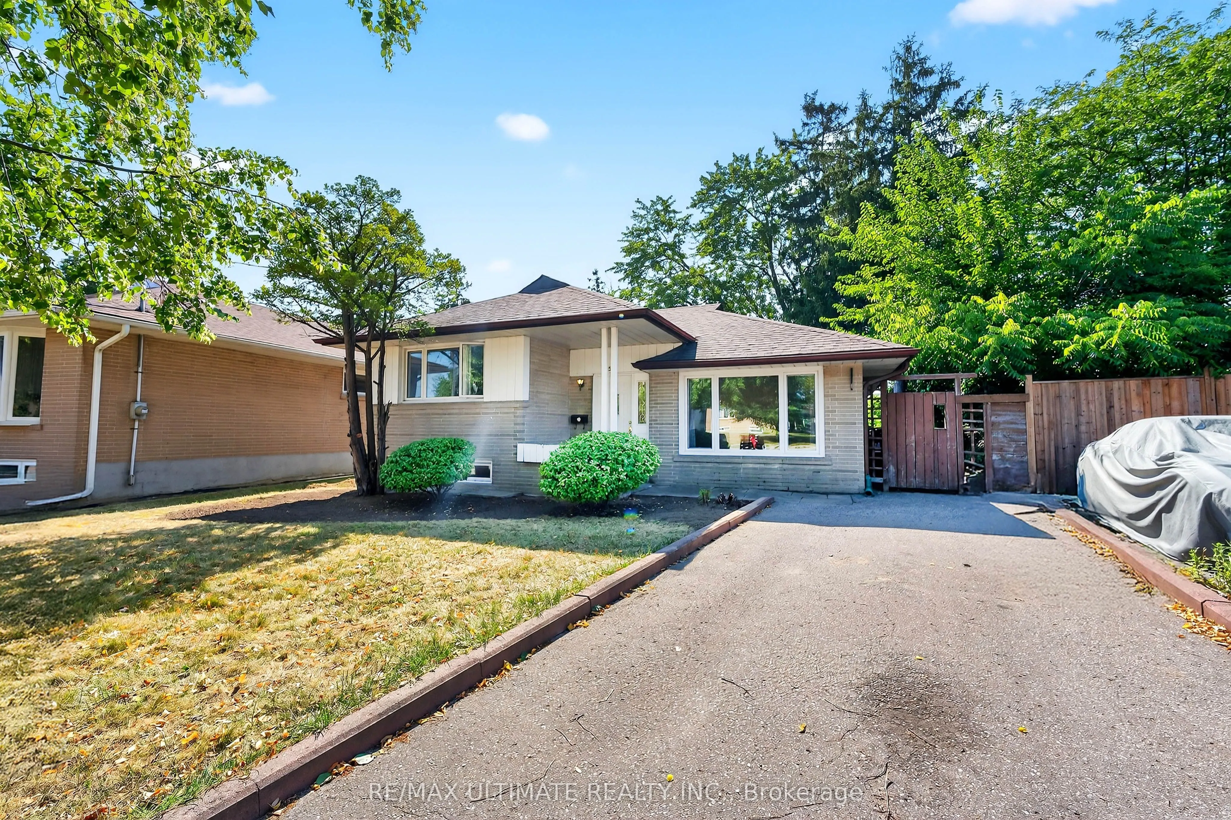 50 Charlemont Crescent