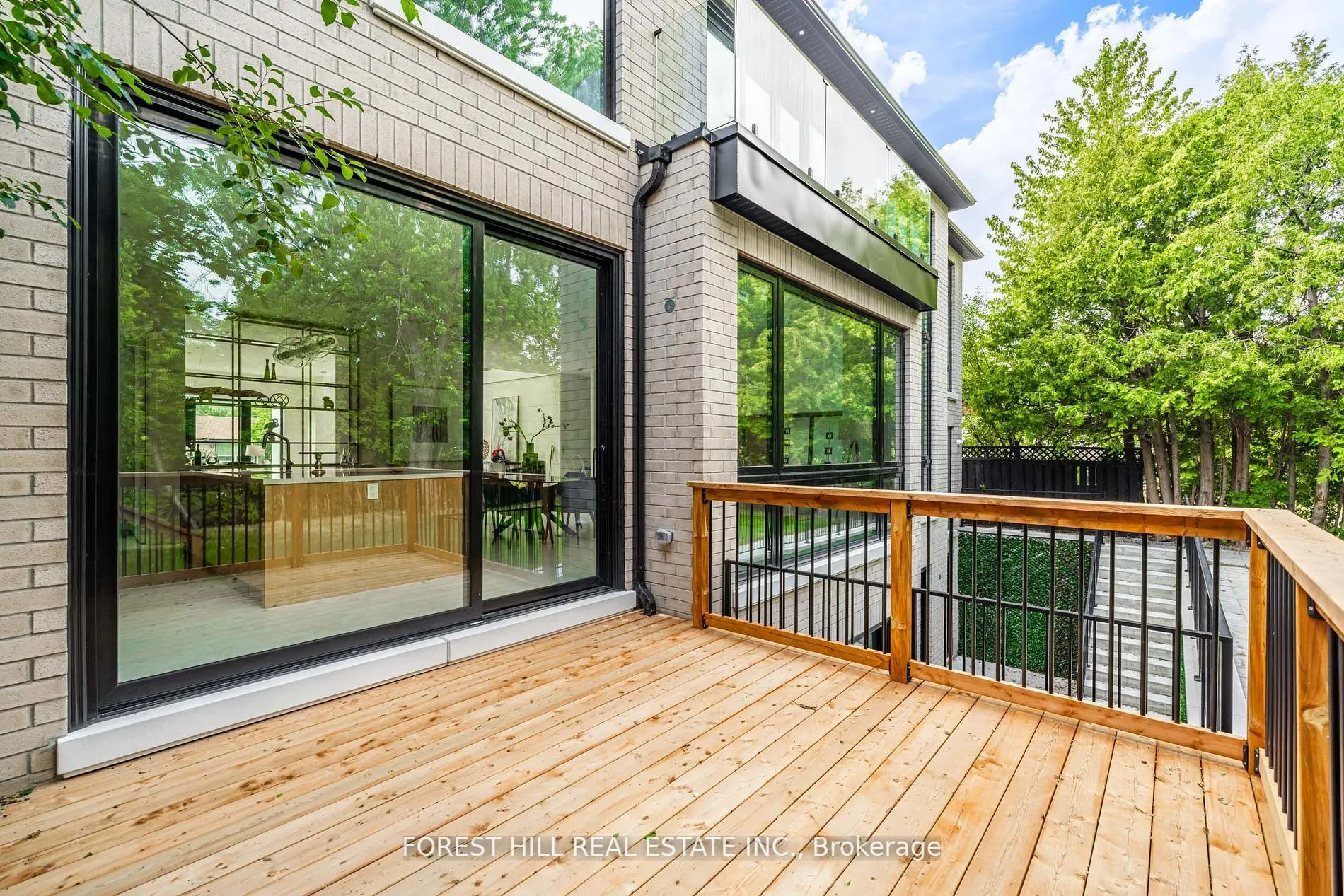 105 Castle Hill Drive