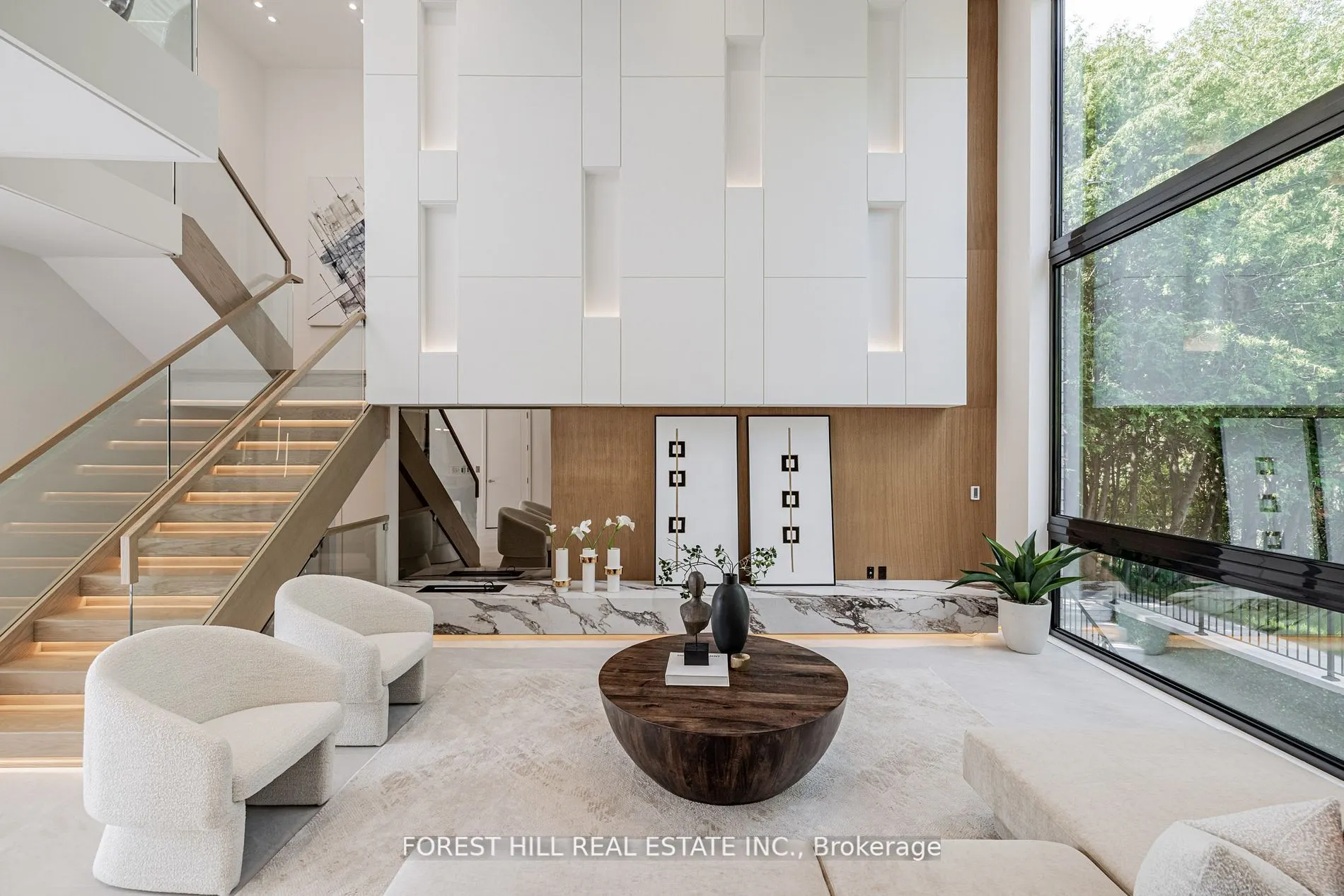 105 Castle Hill Drive