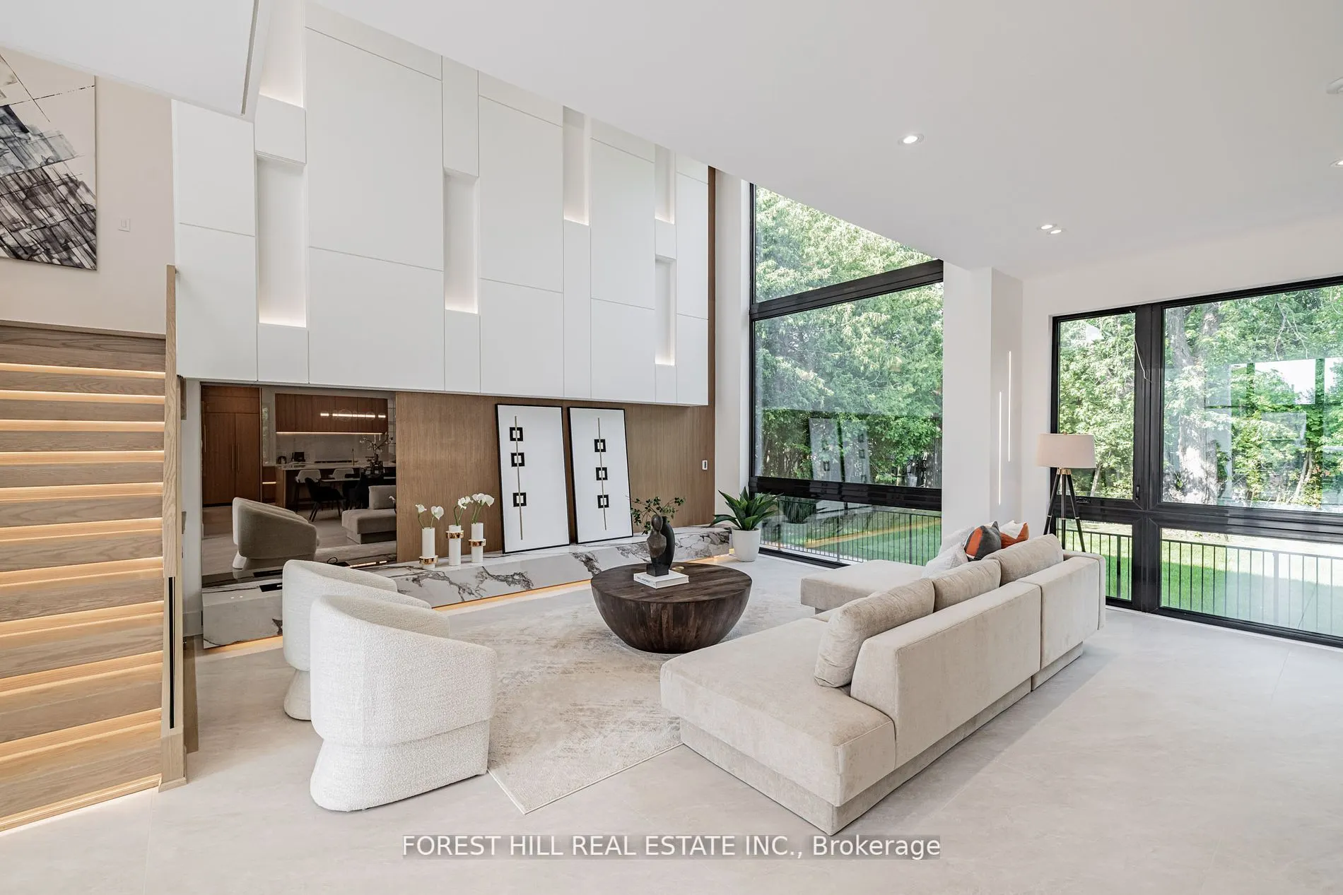 105 Castle Hill Drive
