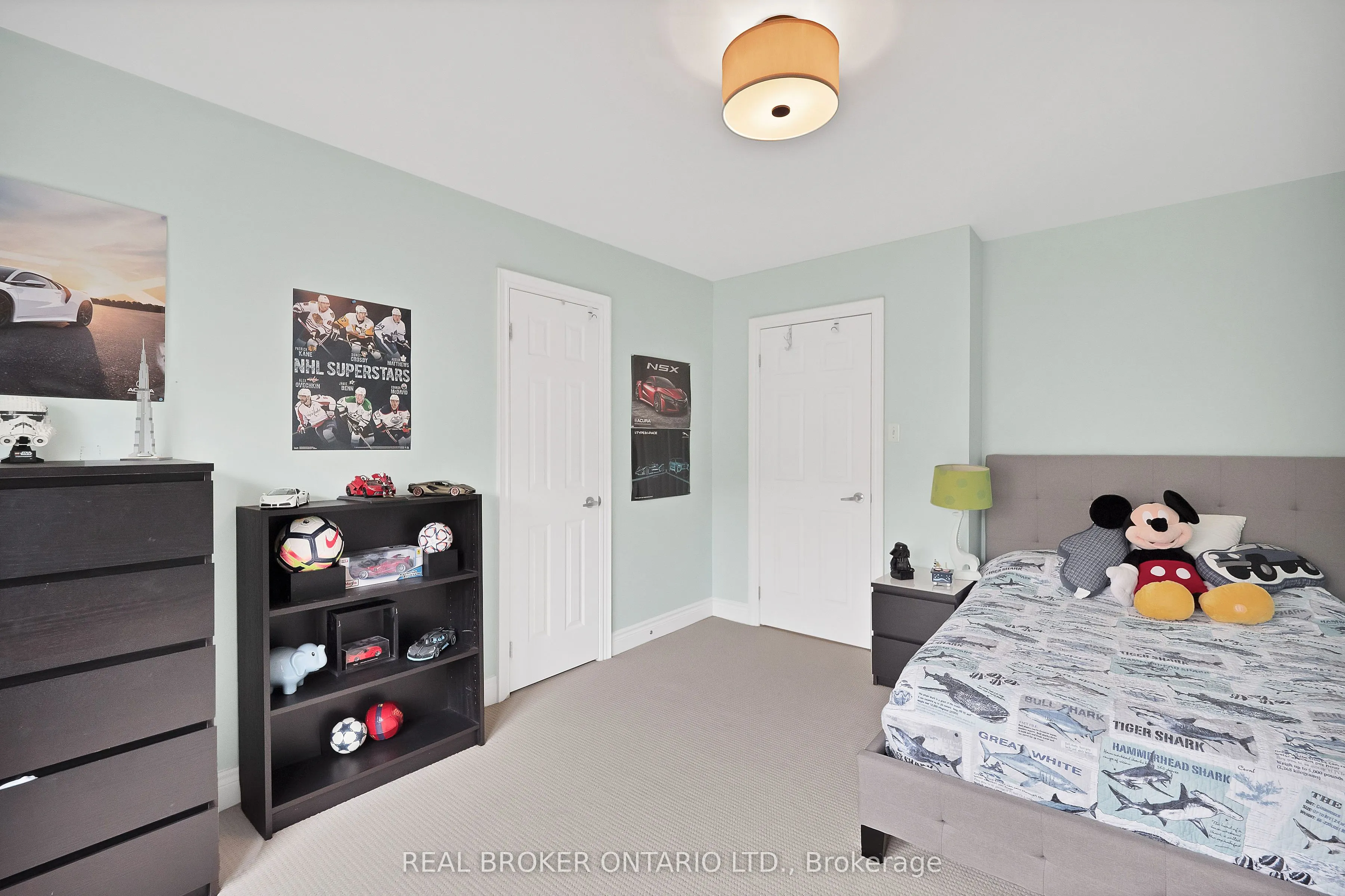 31 Mastwood Crescent