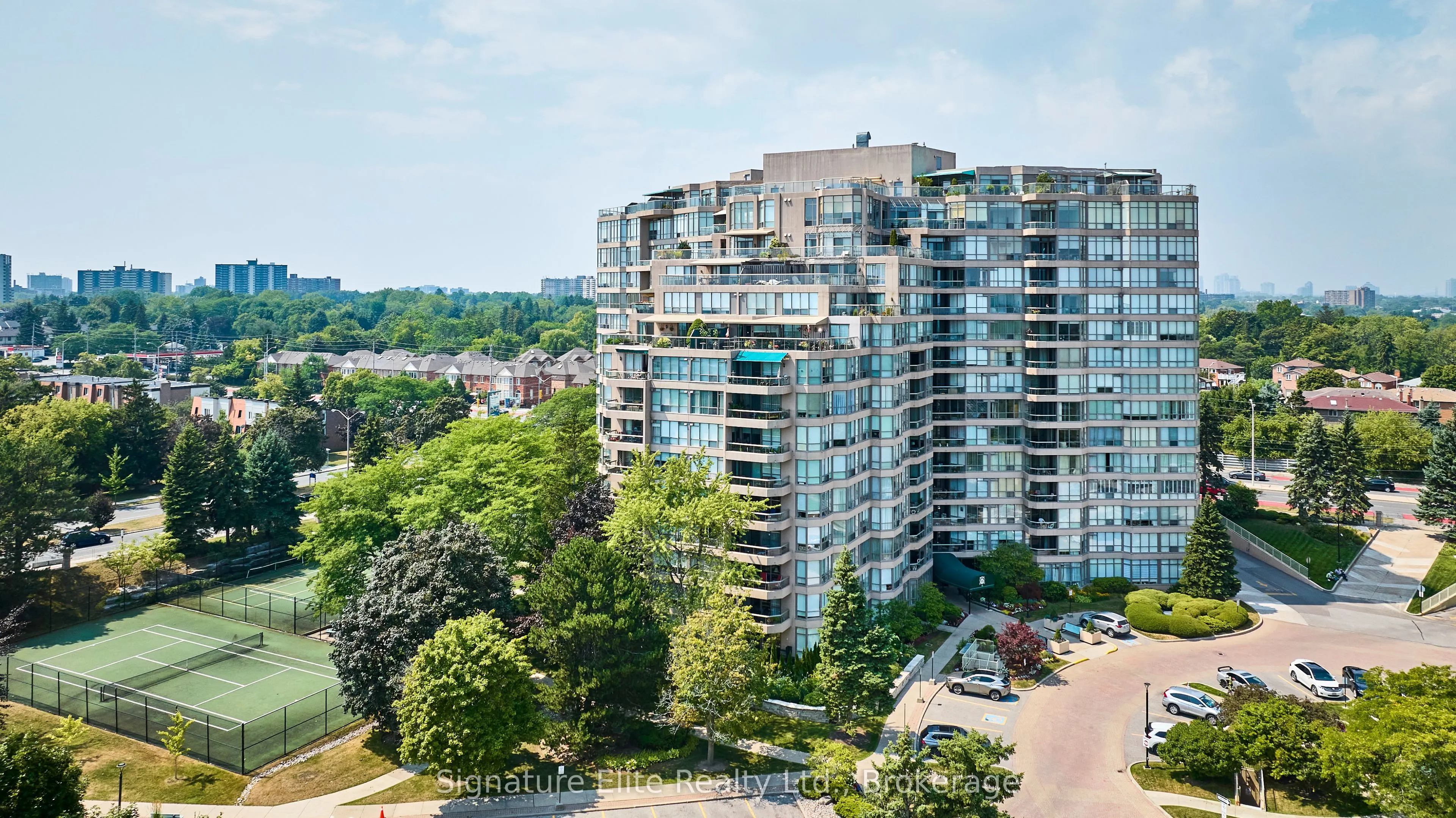 10 Guildwood Parkway, #621