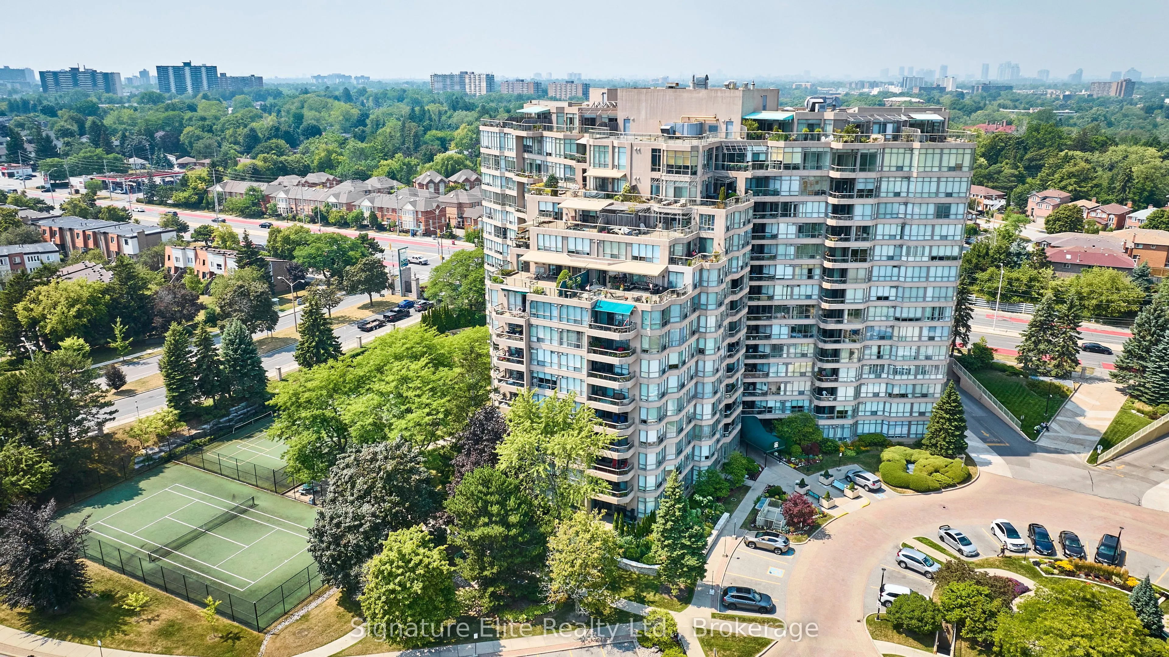 10 Guildwood Parkway, #621