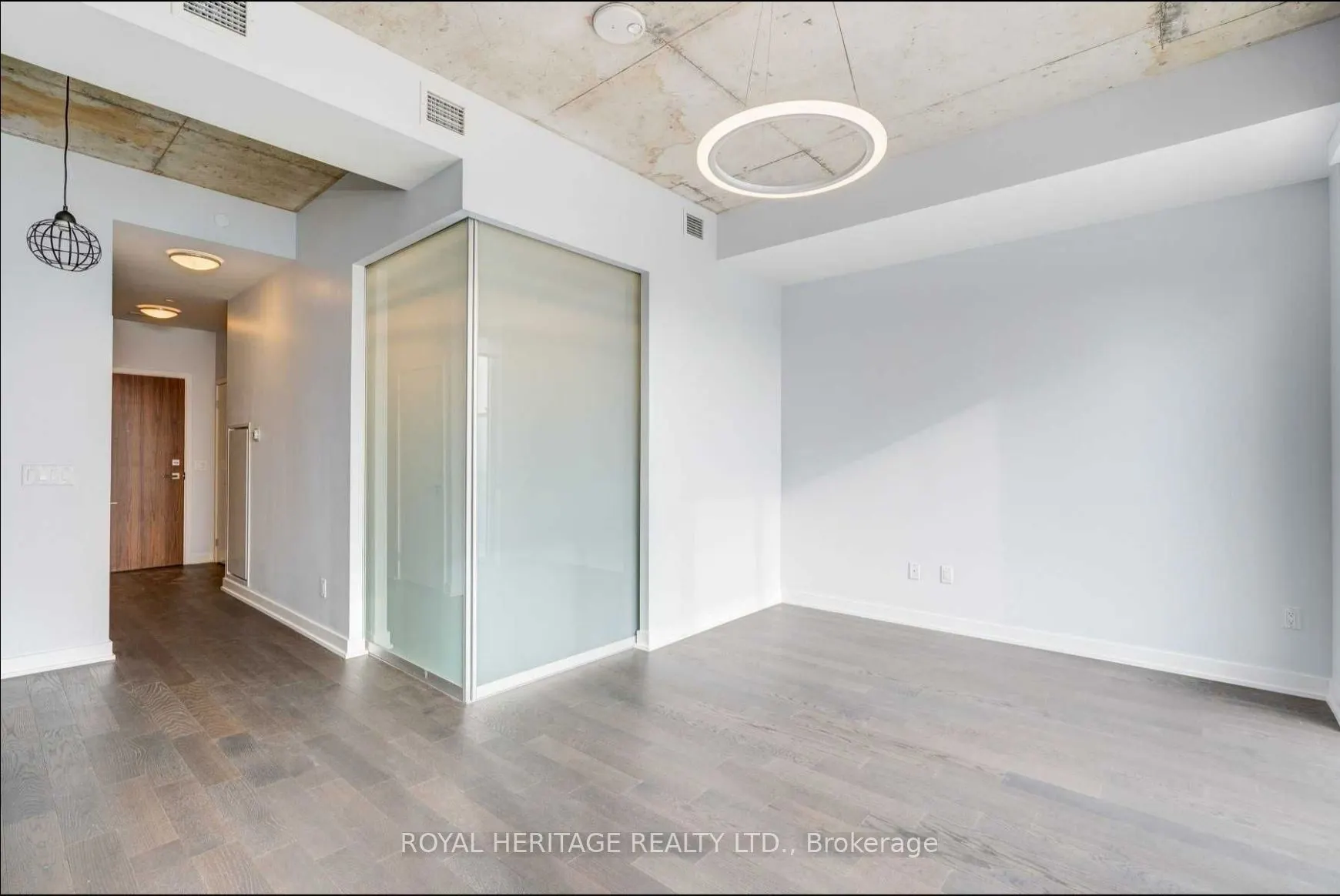 15 Baseball Place, #910