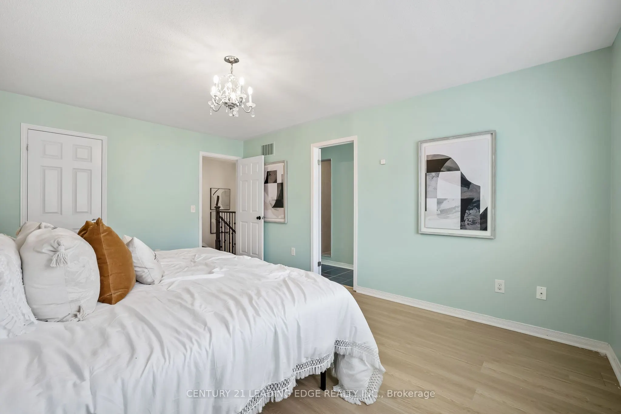 28 Harbourside Drive
