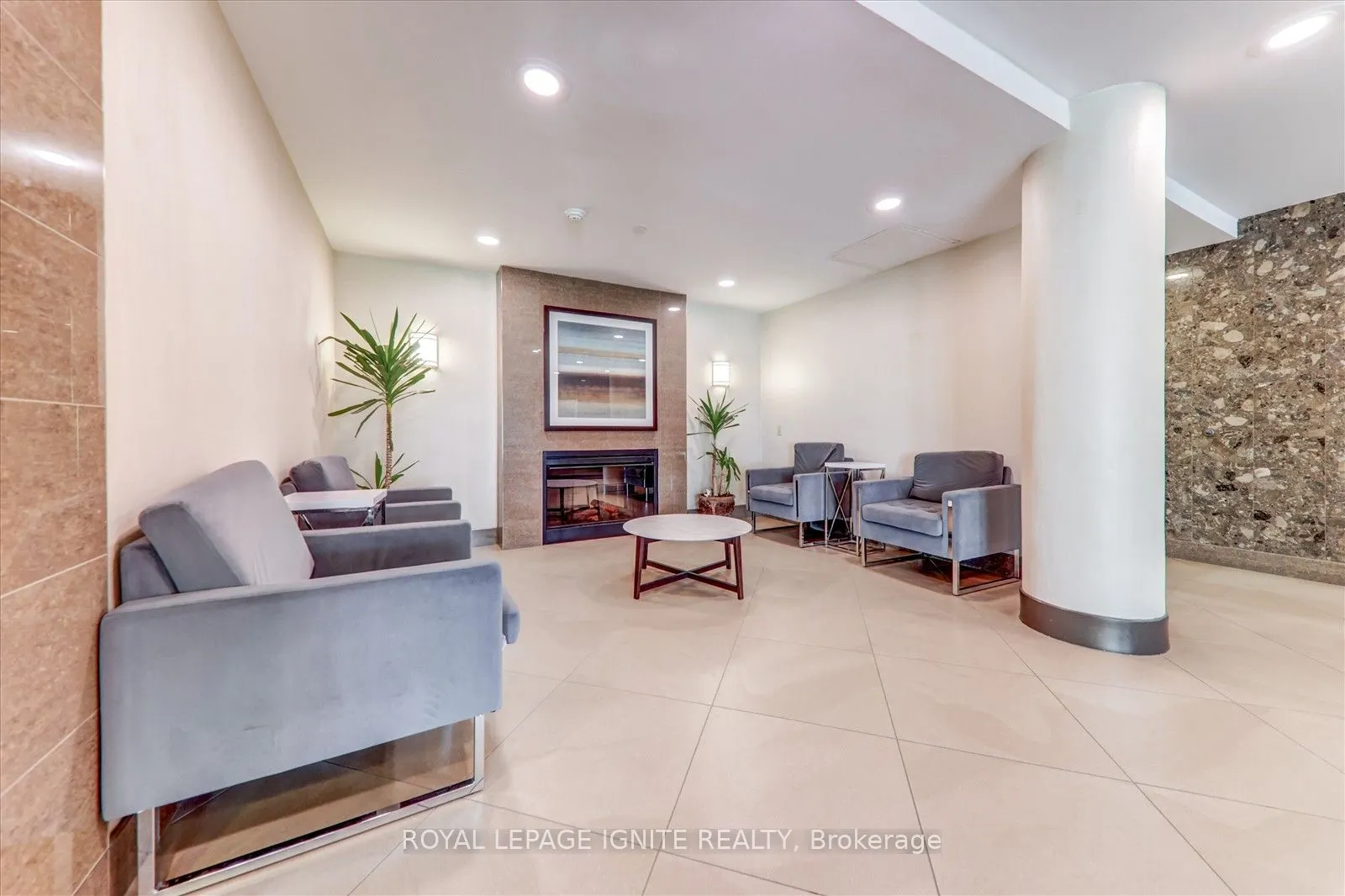330 Alton Towers Circle, #1801
