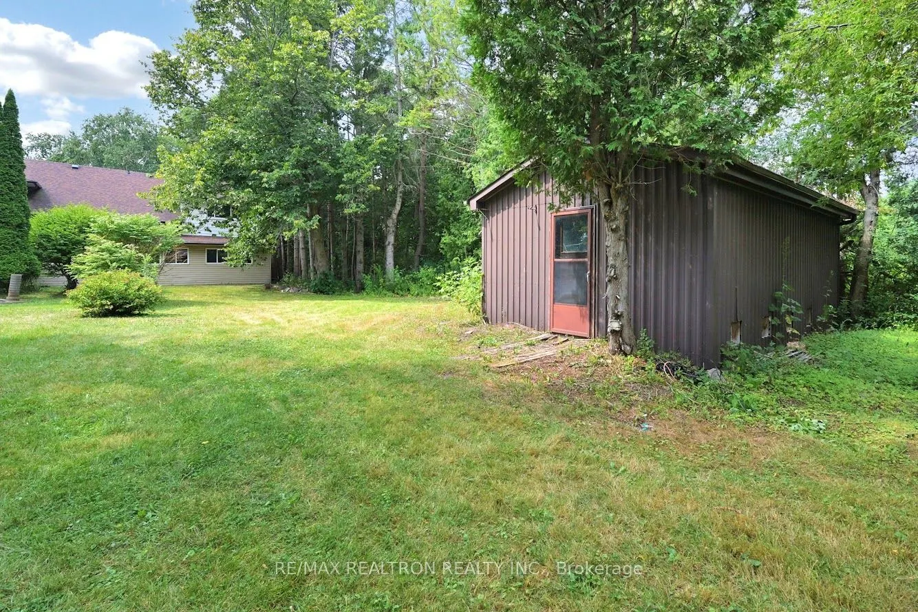 3187 Holt Road