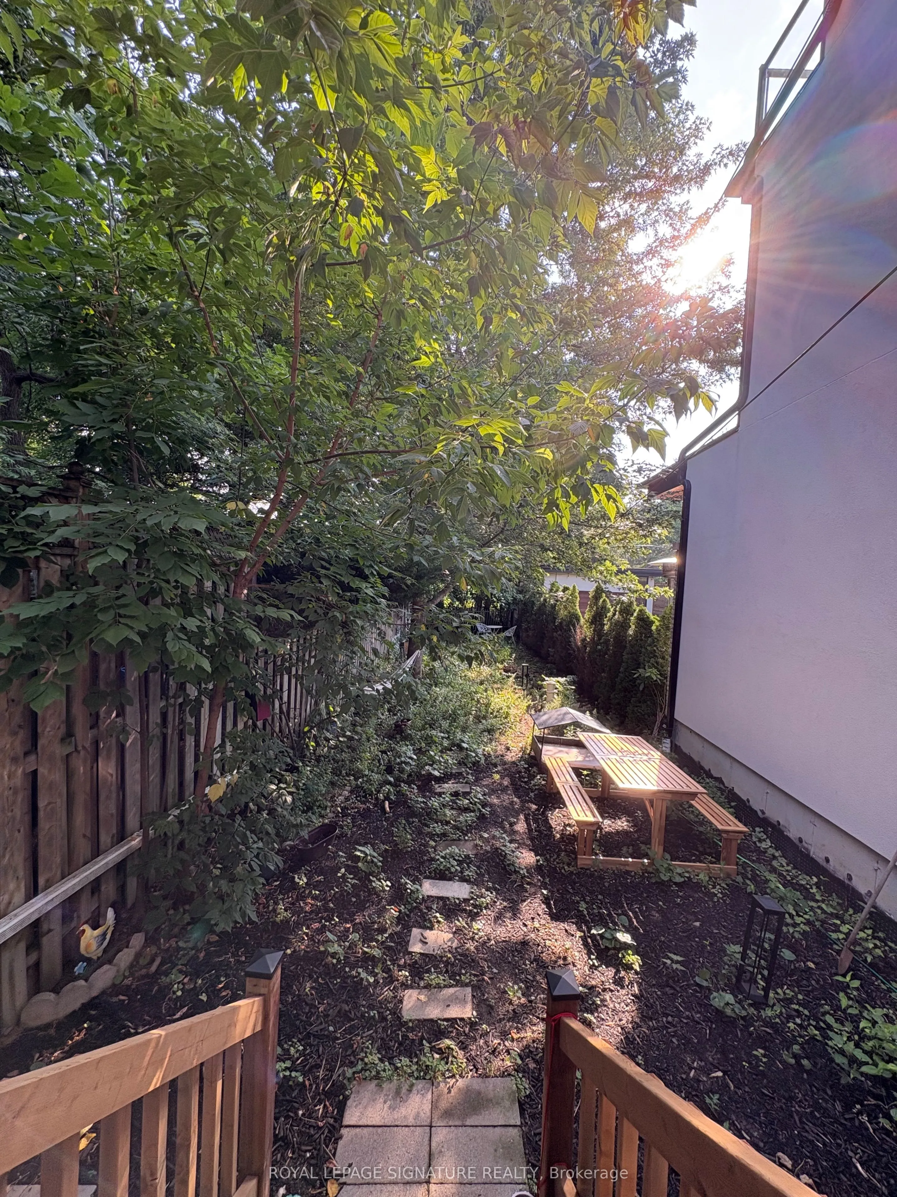 163 Hampton Avenue, #Upper