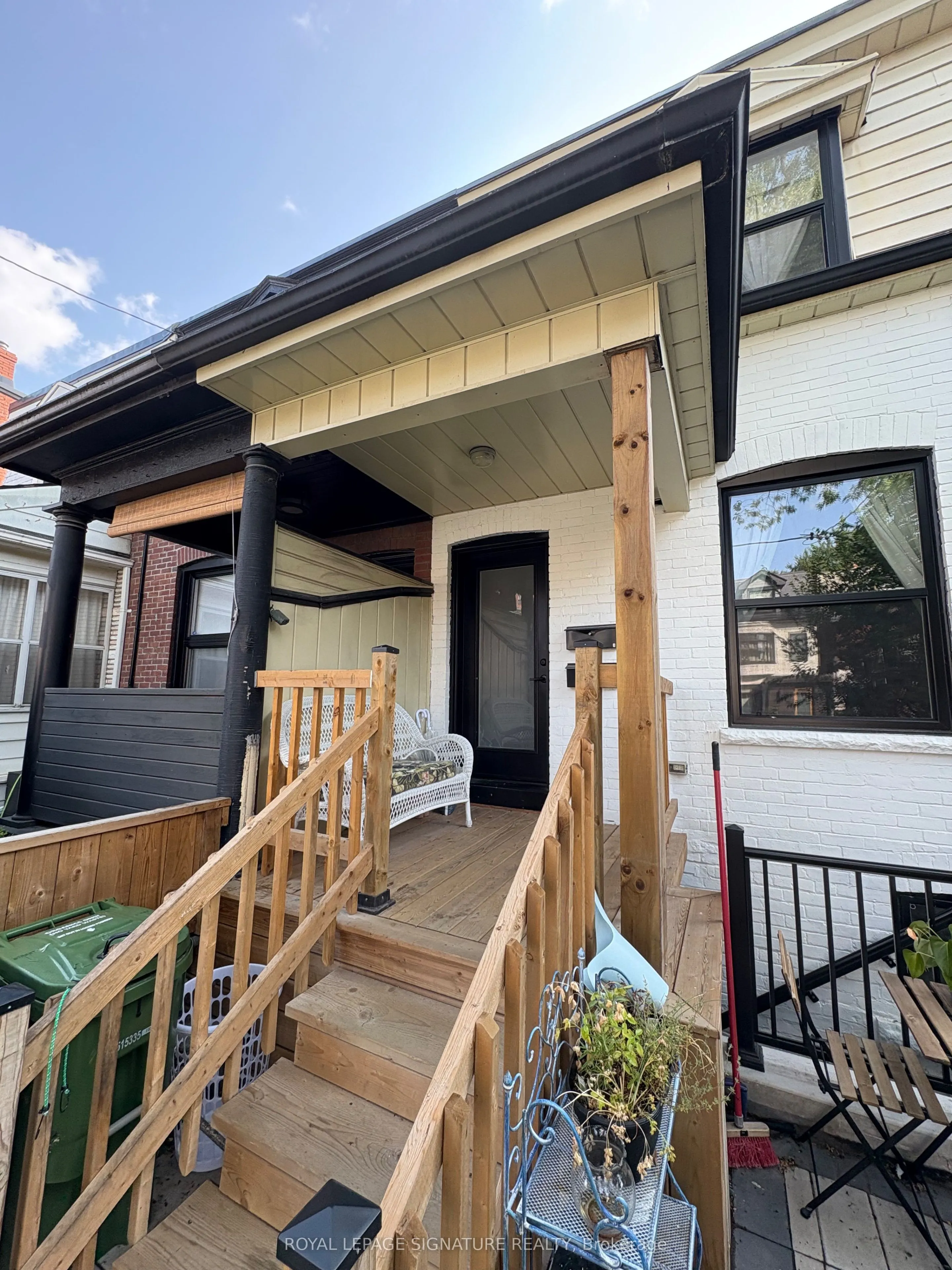163 Hampton Avenue, #Upper