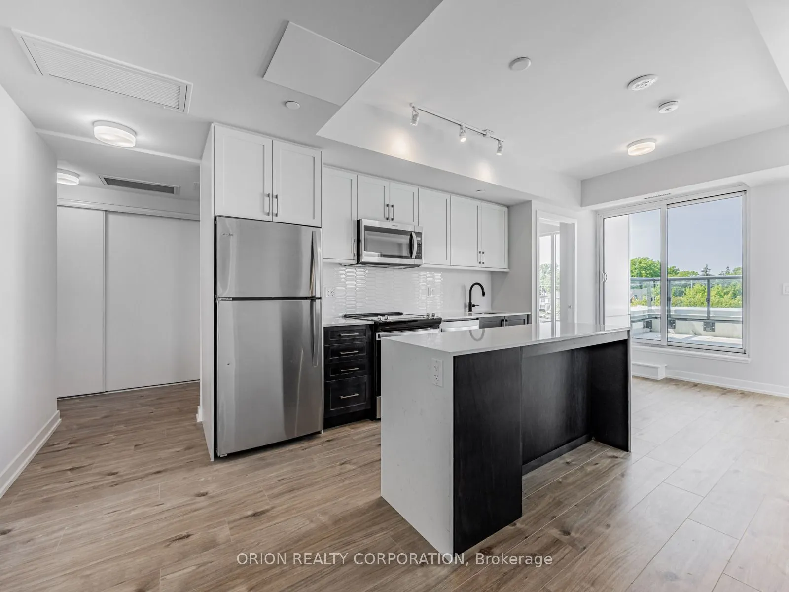 201 Brock Street, #430