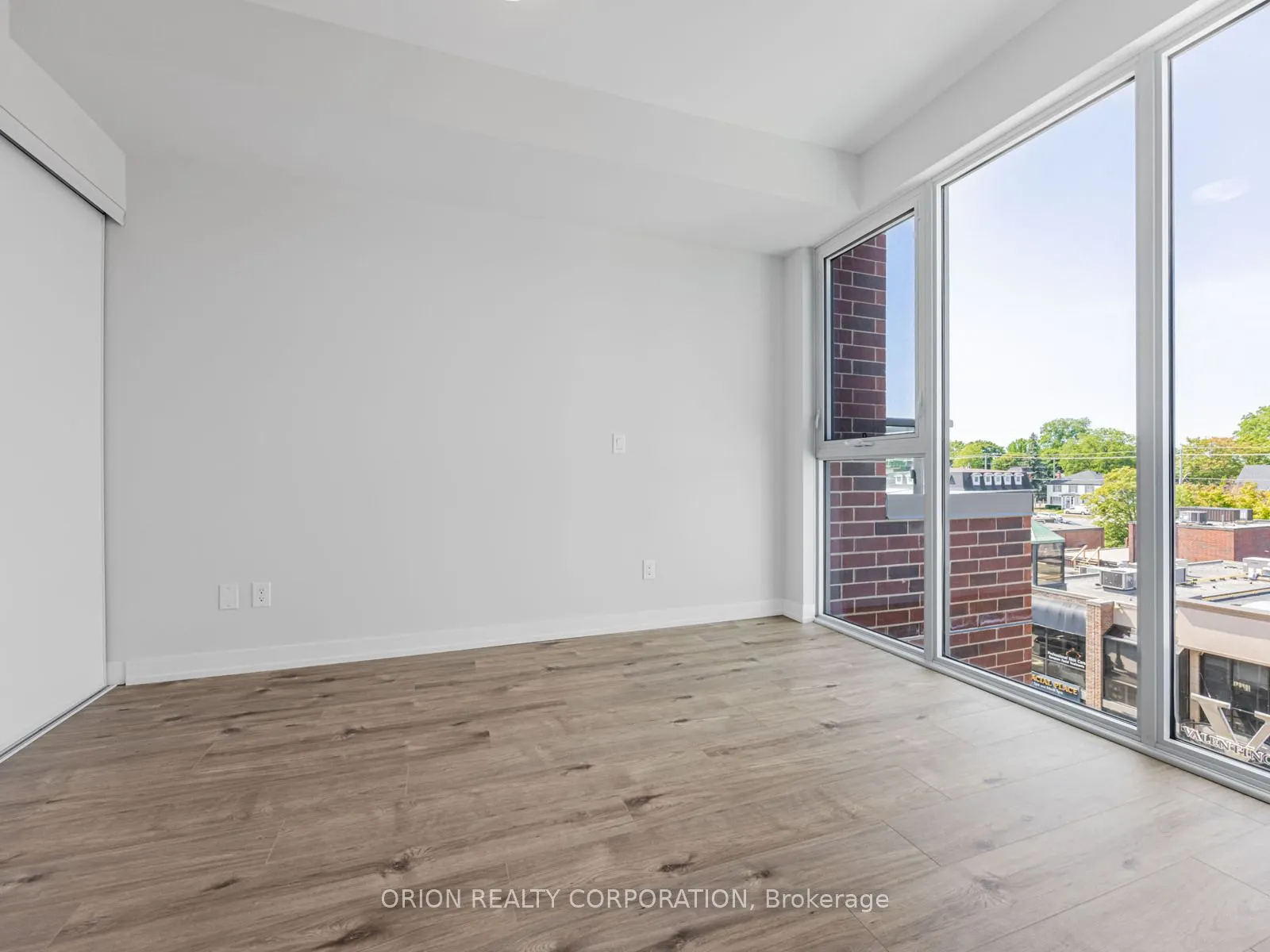 201 Brock Street, #430