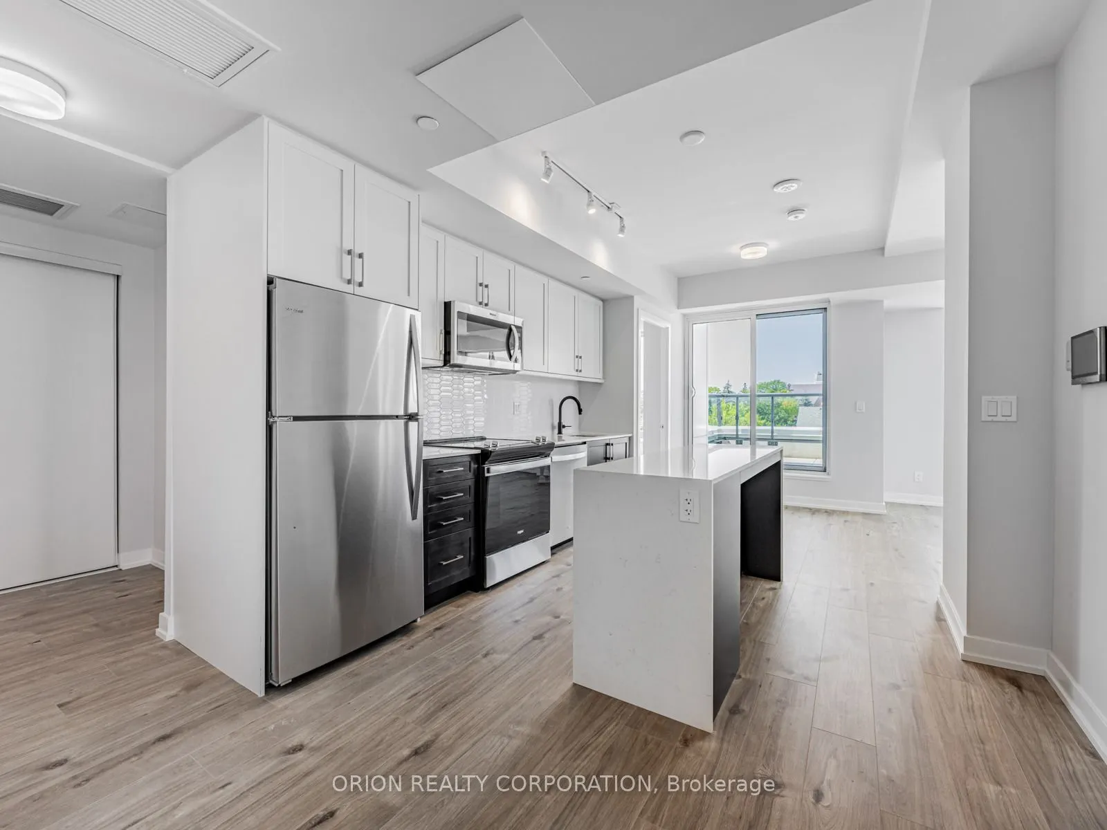 201 Brock Street, #430