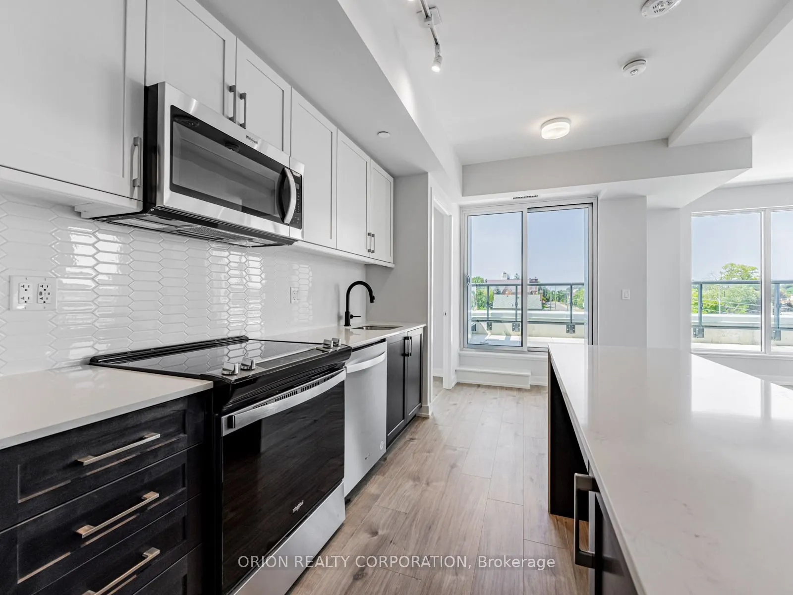 201 Brock Street, #430