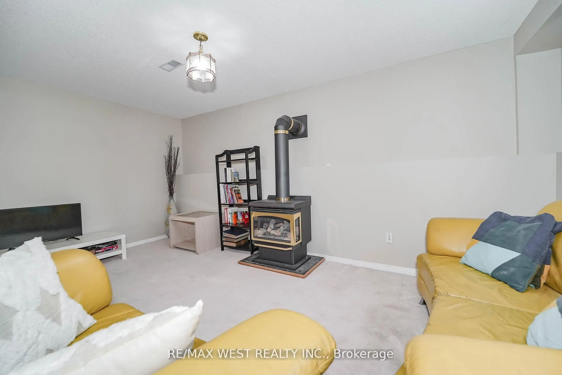 1976 Edenwood Drive