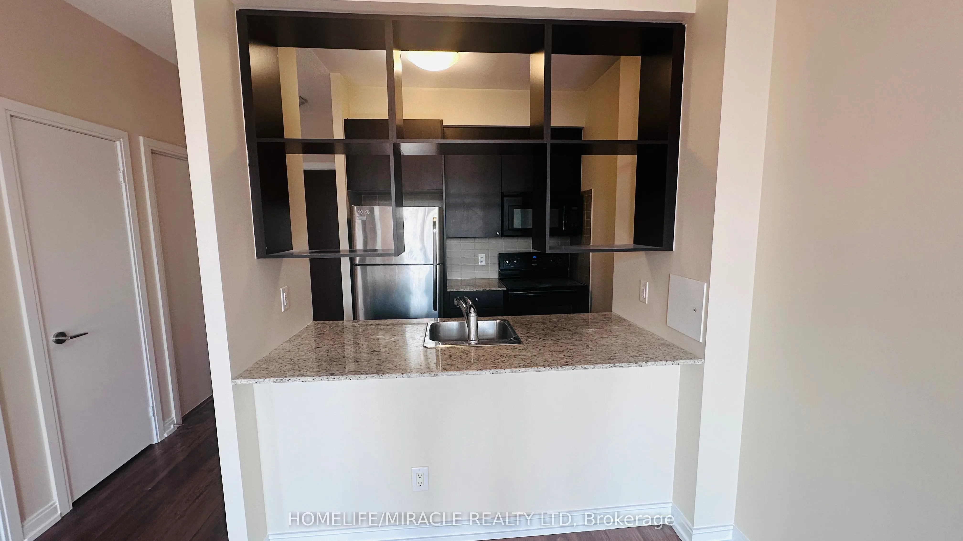 151 Village Green Square, #304