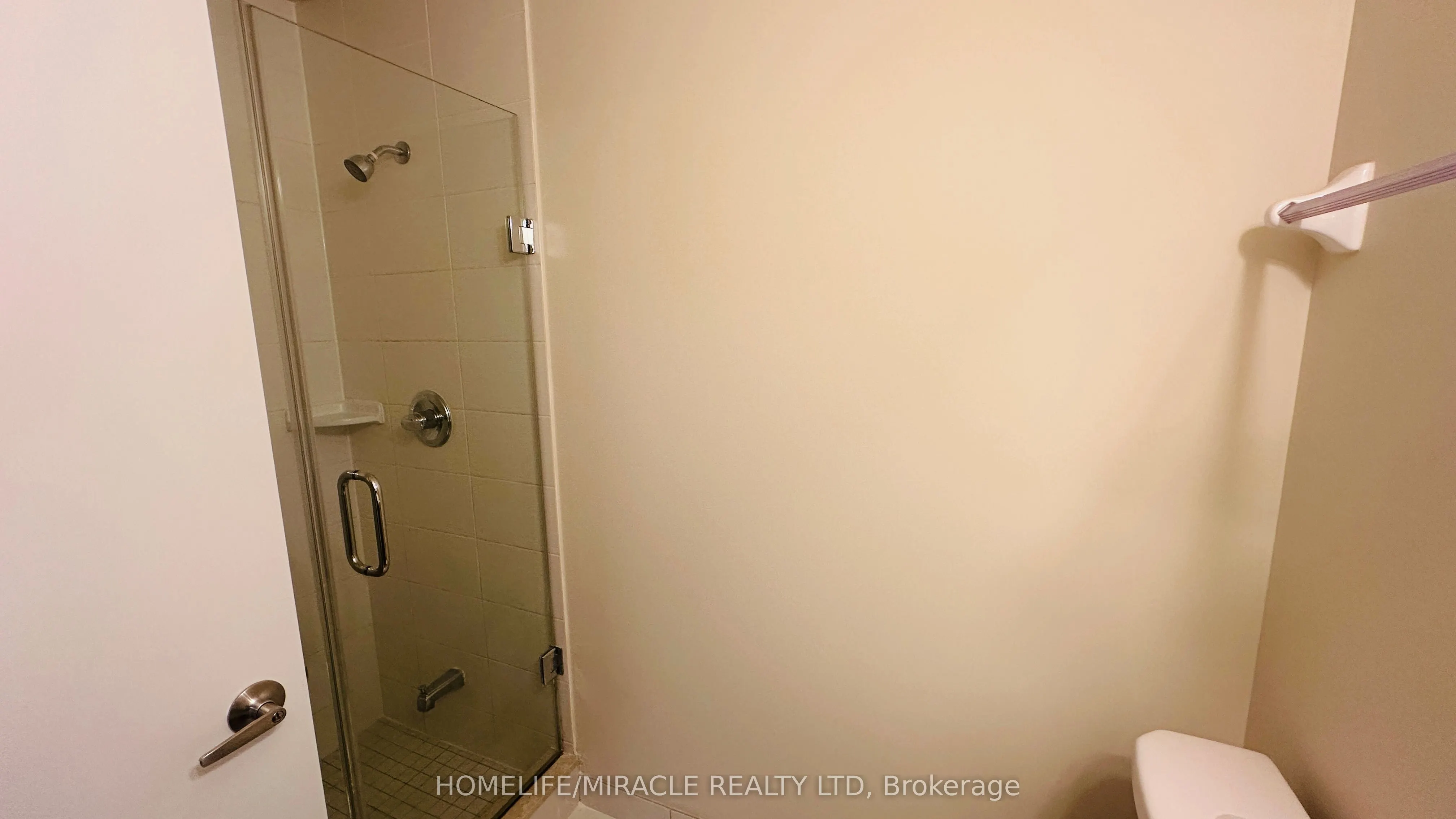 151 Village Green Square, #304