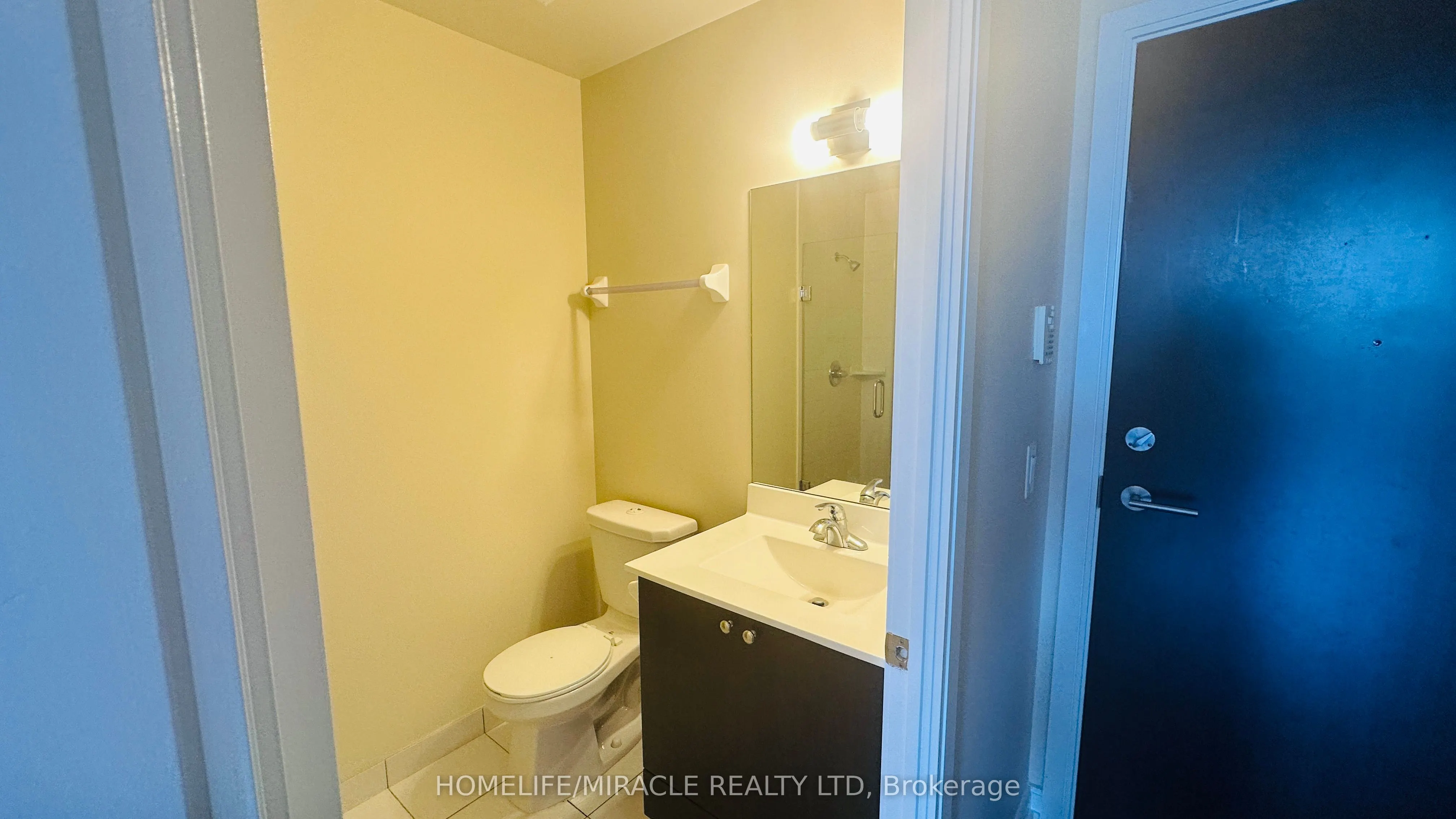 151 Village Green Square, #304