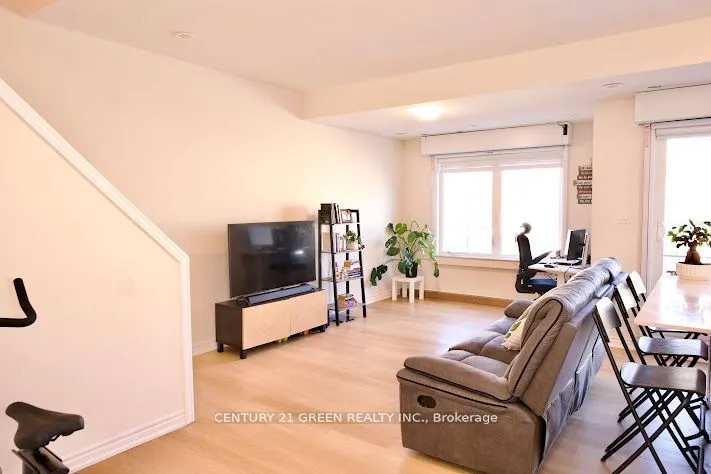 480 Beresford Path, #8