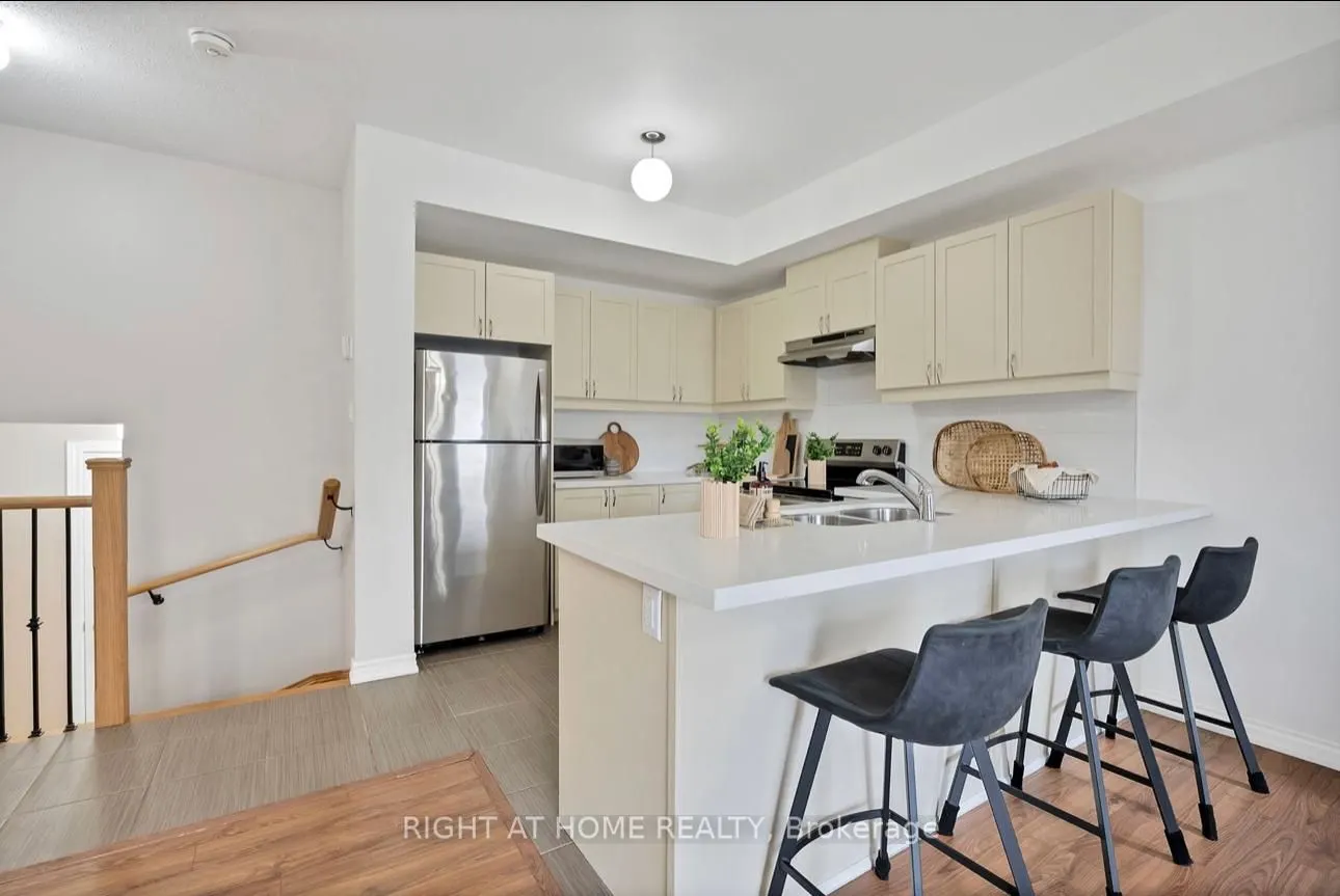 1811 Rex Heath Drive, #243