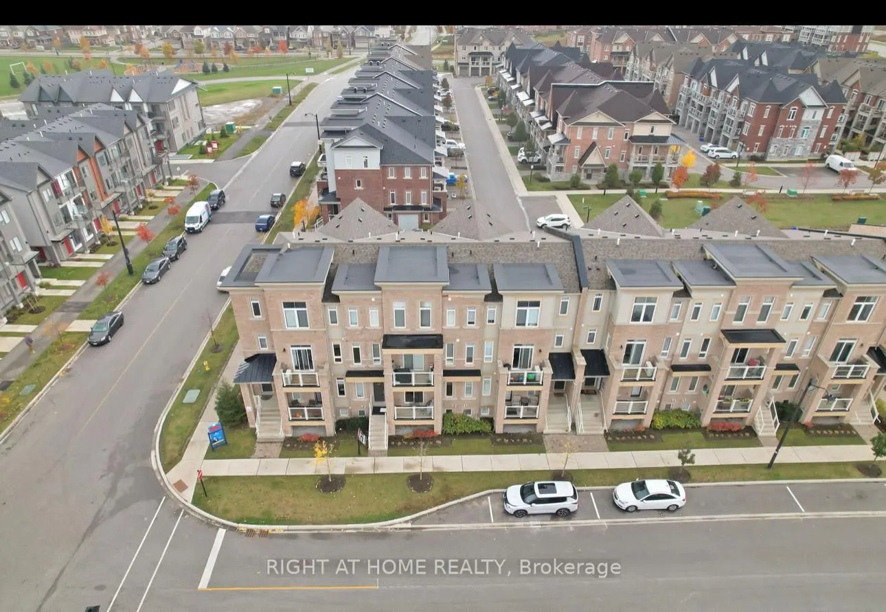 1811 Rex Heath Drive, #243