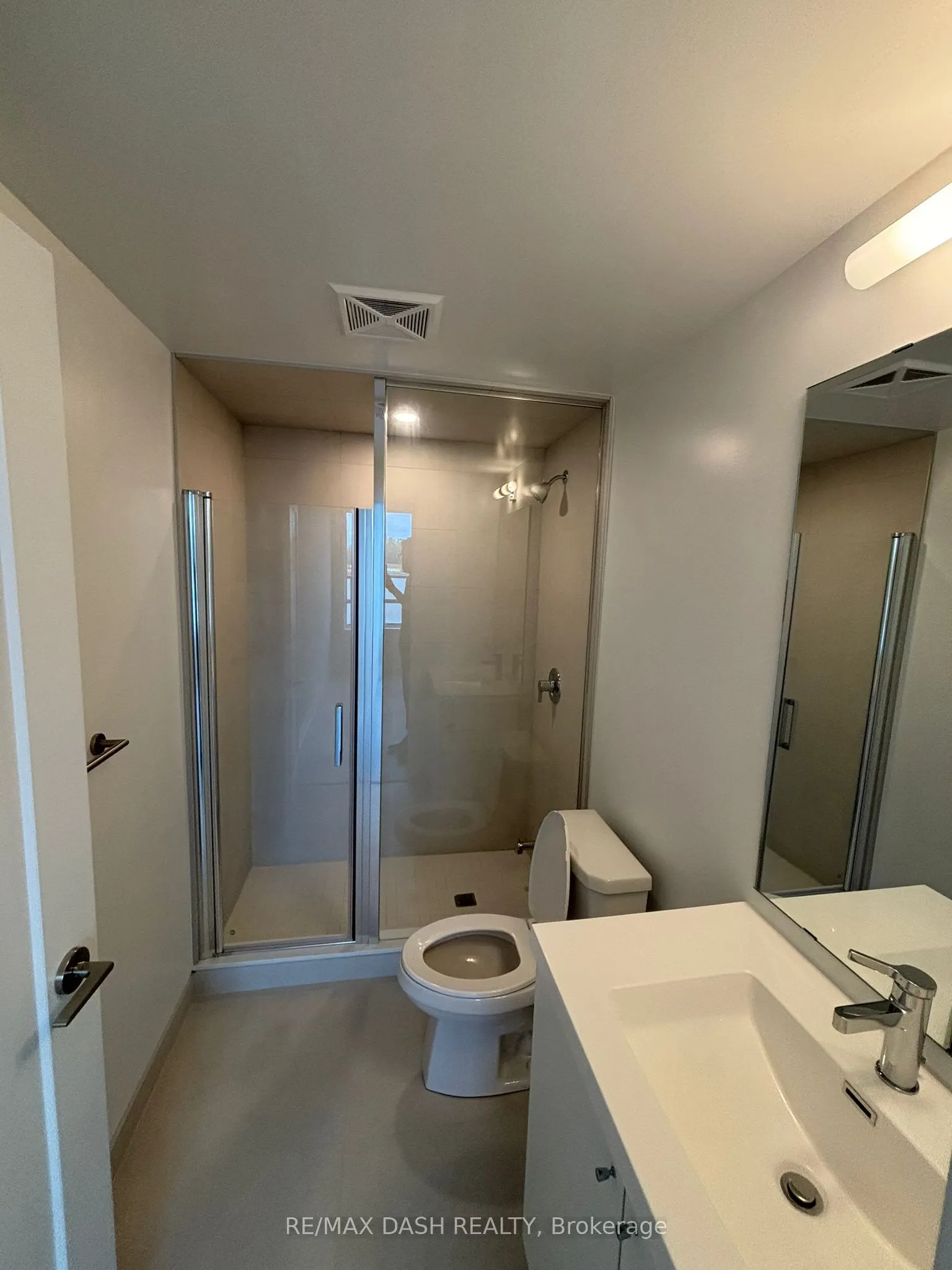 2425 Simcoe Street N, #352