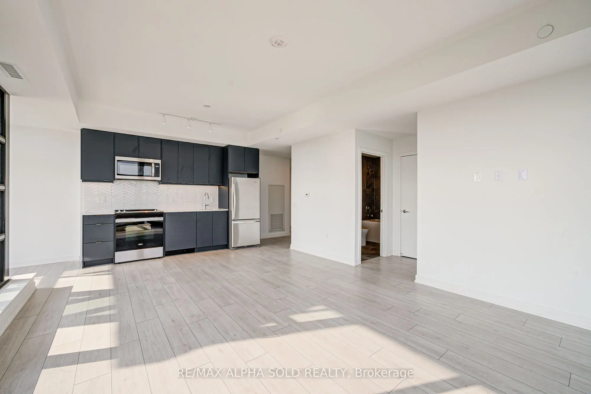 1606 Charles Street, #1605