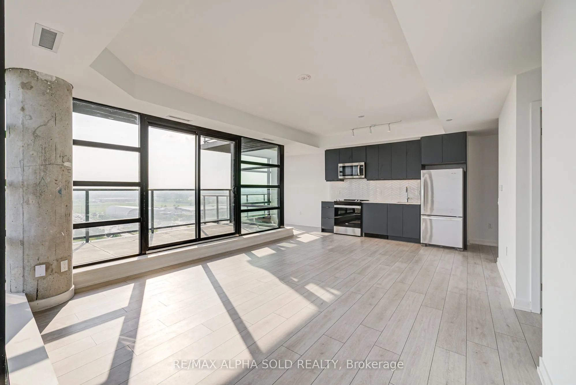 1606 Charles Street, #1605