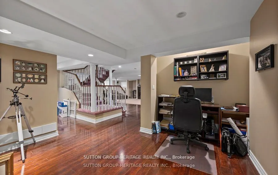 2330 Southcott Road