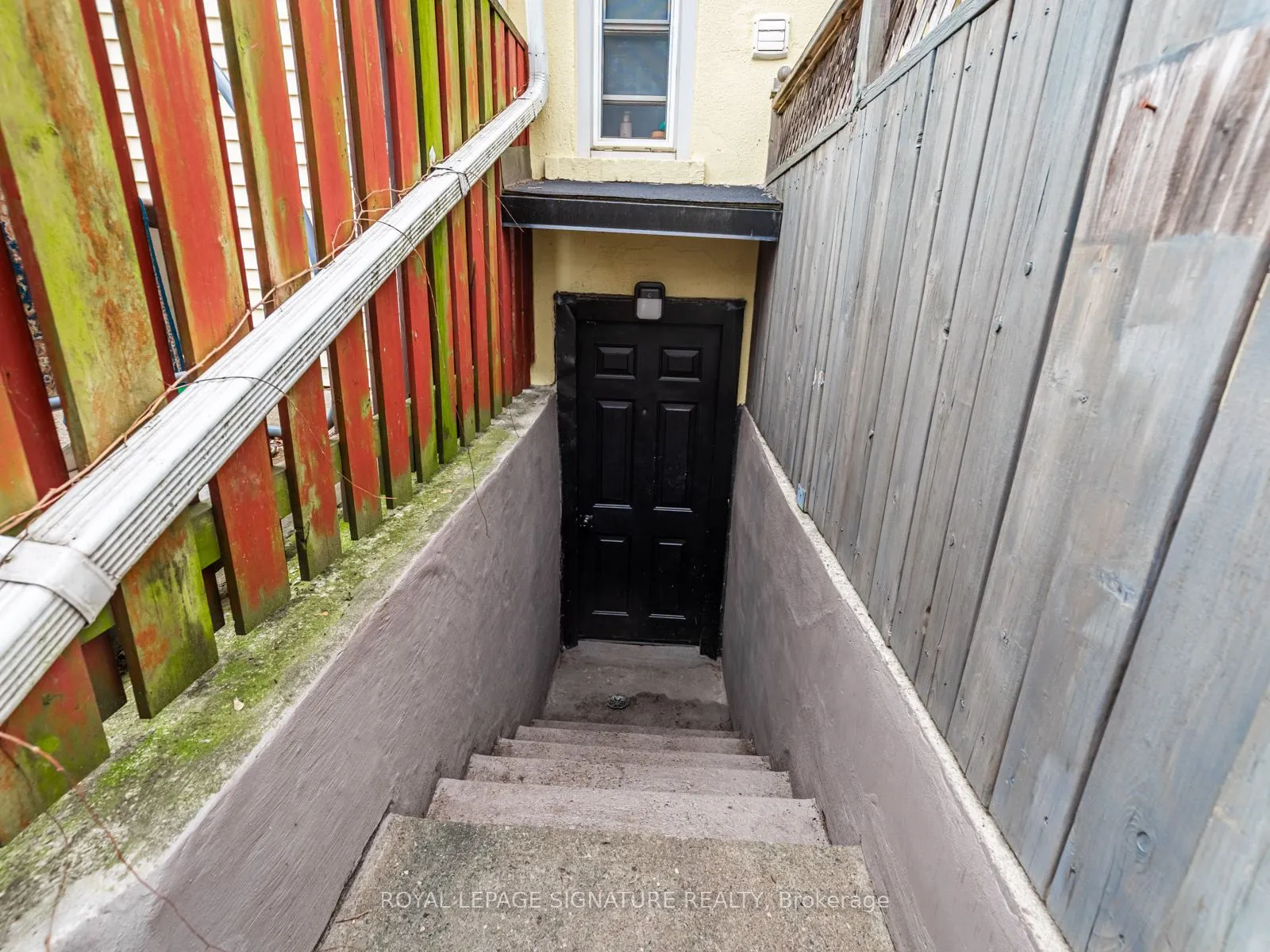 49 Stanhope Avenue, #Lower