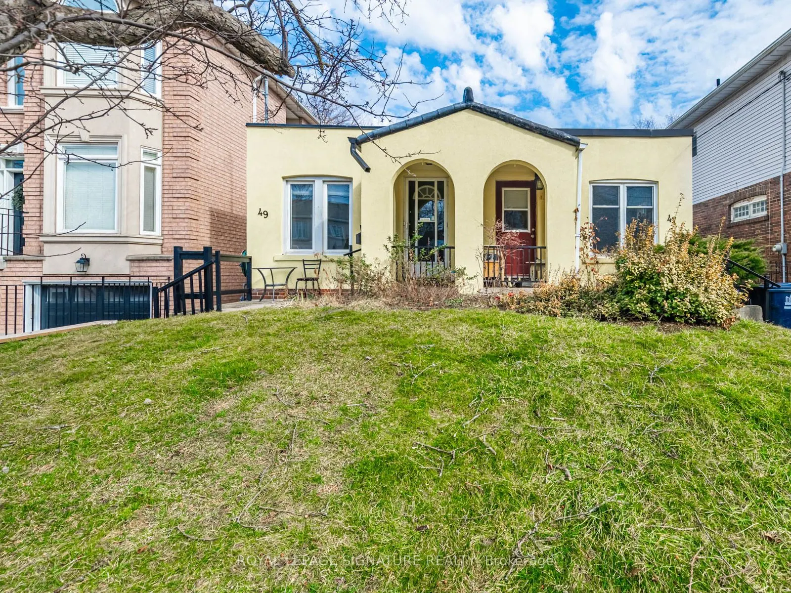 49 Stanhope Avenue, #Lower