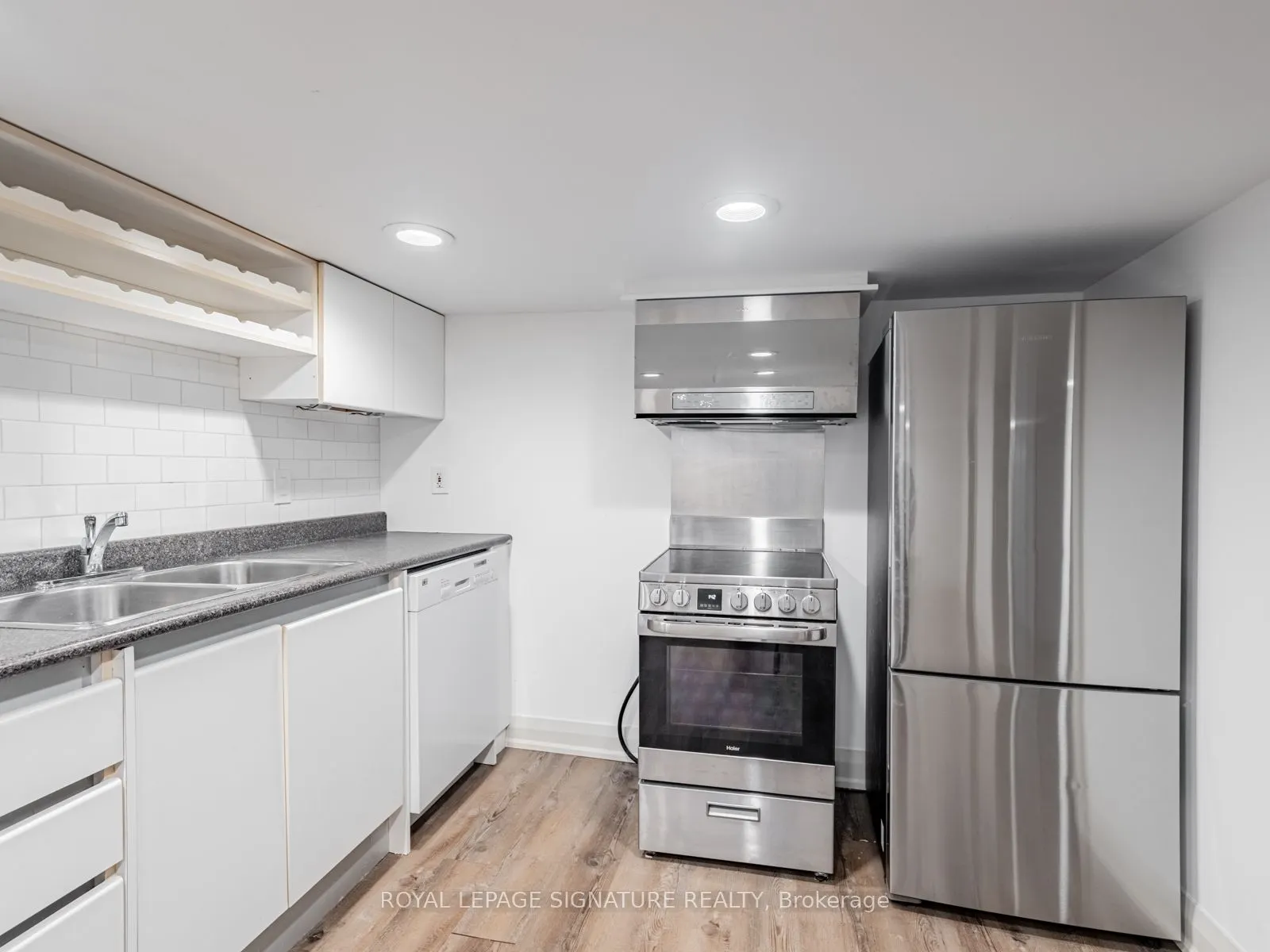 49 Stanhope Avenue, #Lower