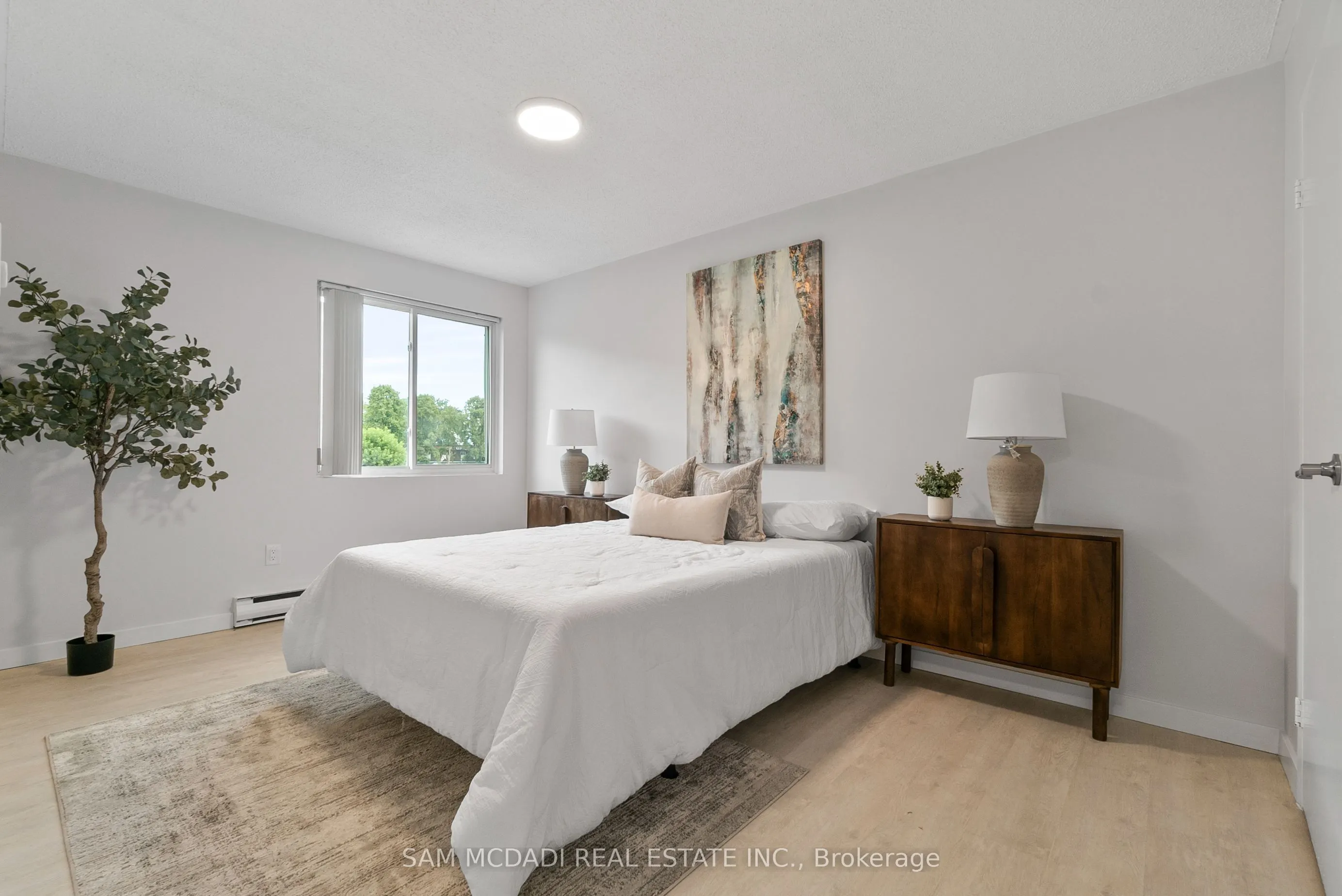 131 Taunton Road E, #205