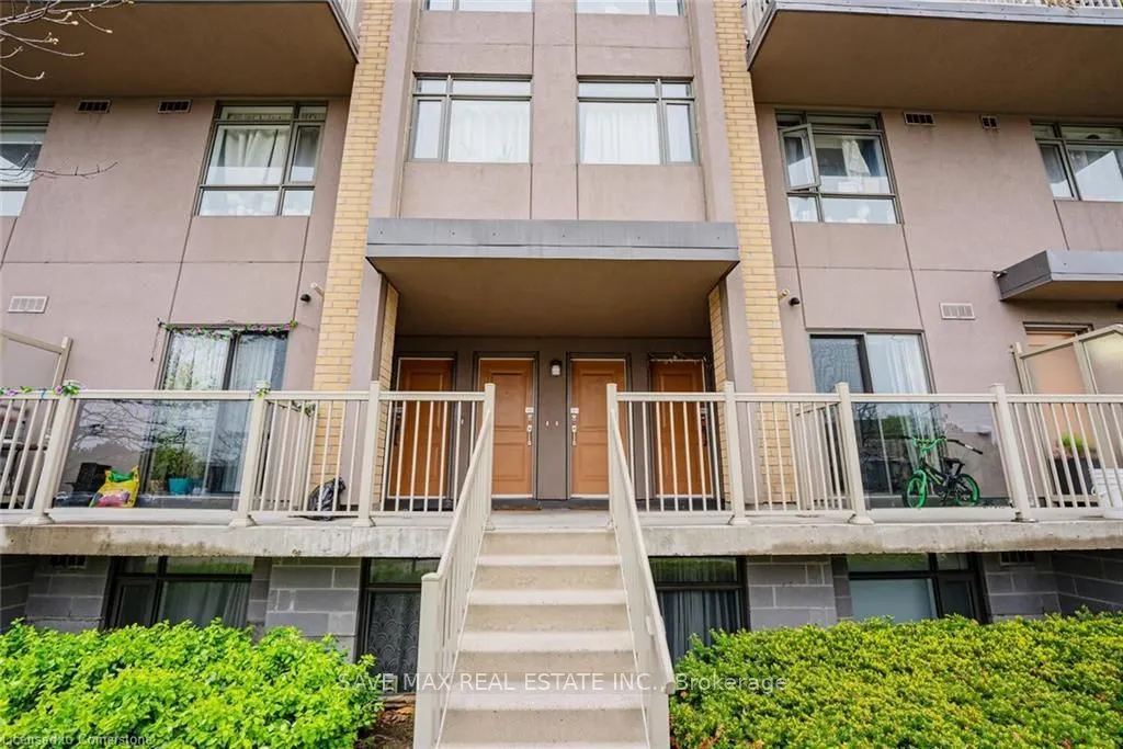 1070 Progress Avenue, #306