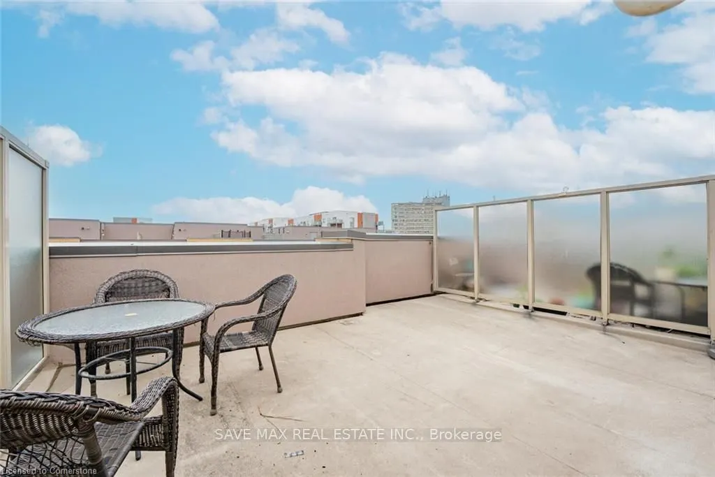 1070 Progress Avenue, #306