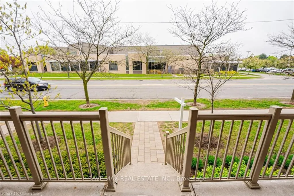 1070 Progress Avenue, #306