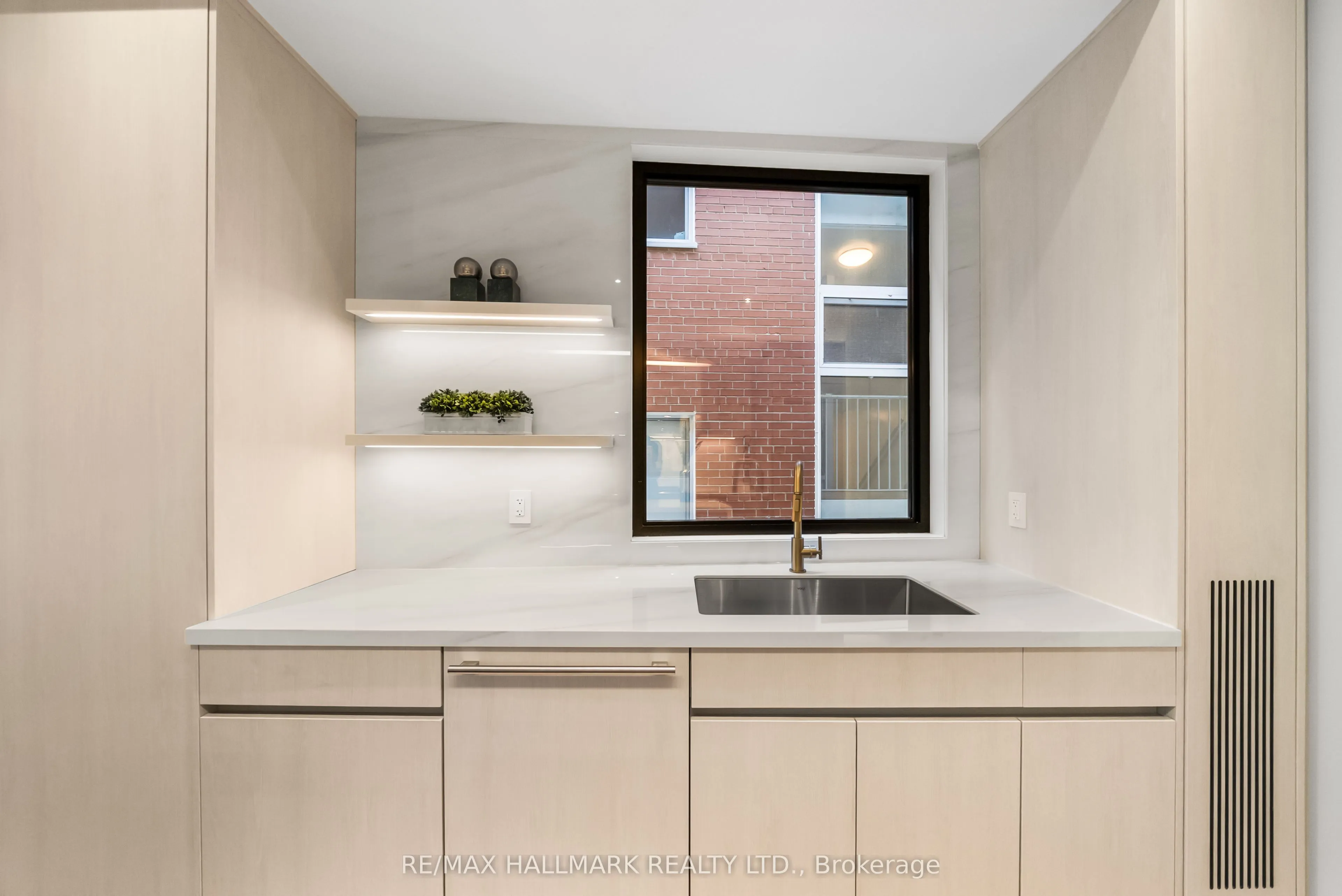 16A Kenrae Road