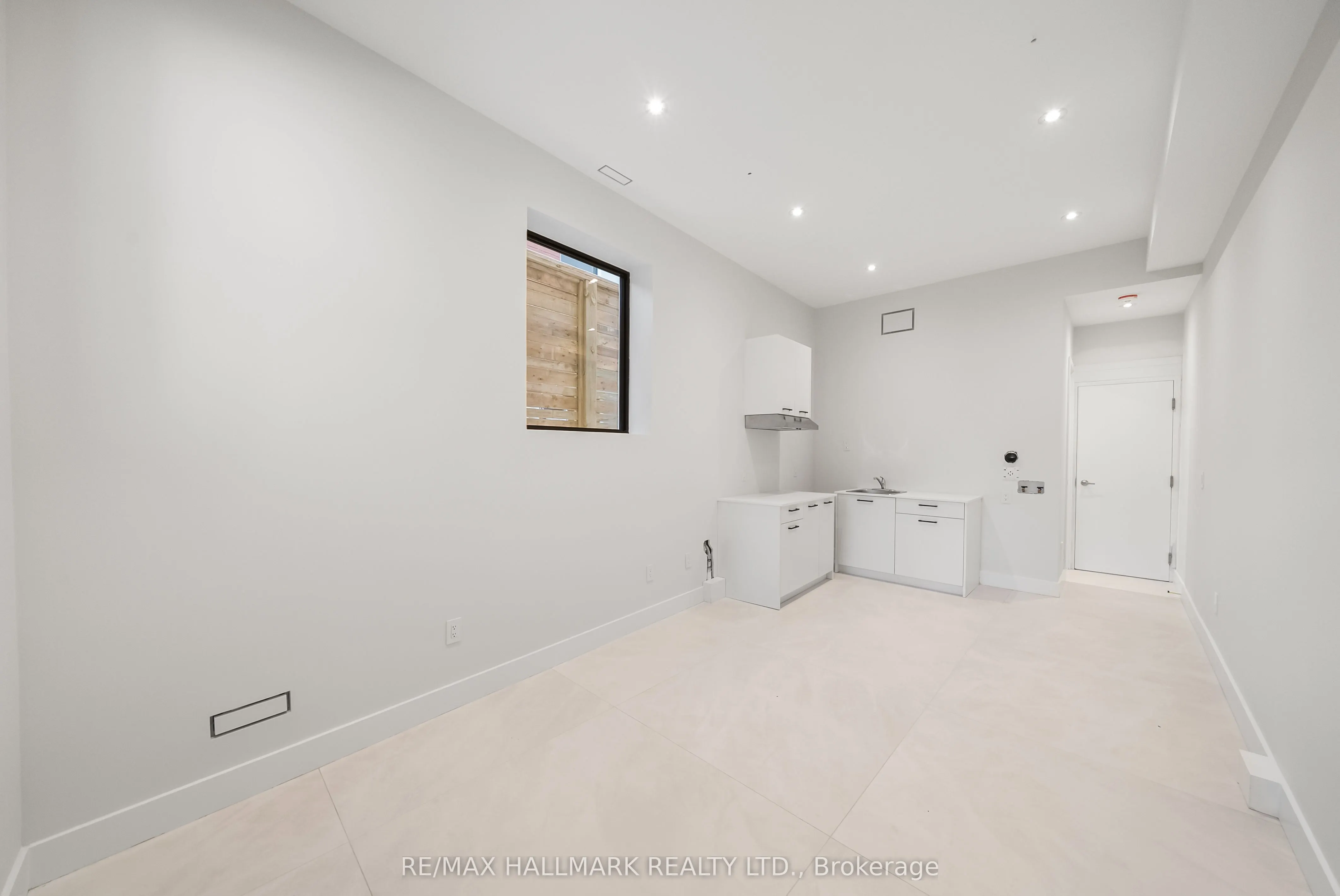 16A Kenrae Road