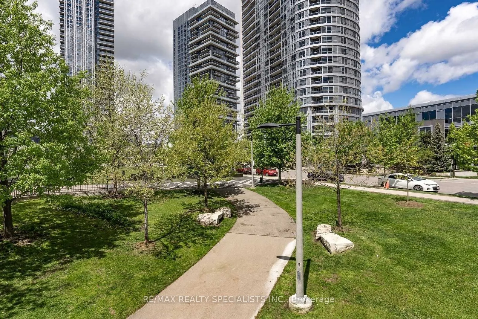151 Village Green Square, #2710