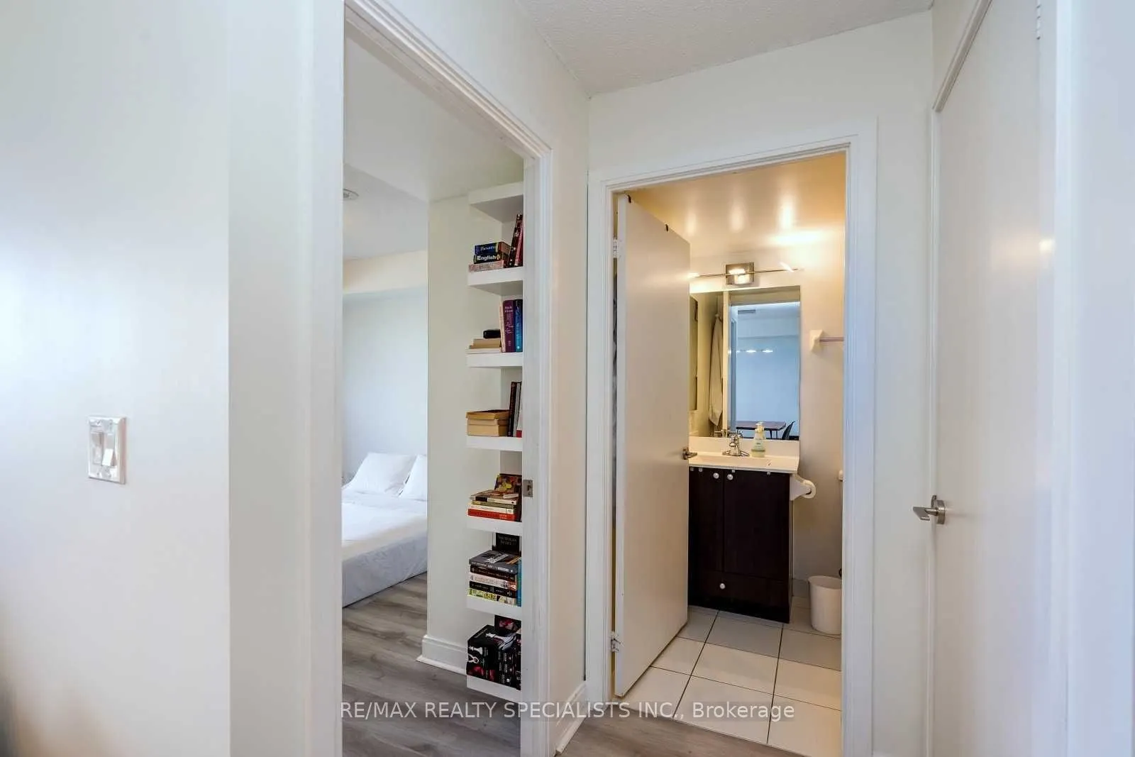 151 Village Green Square, #2710