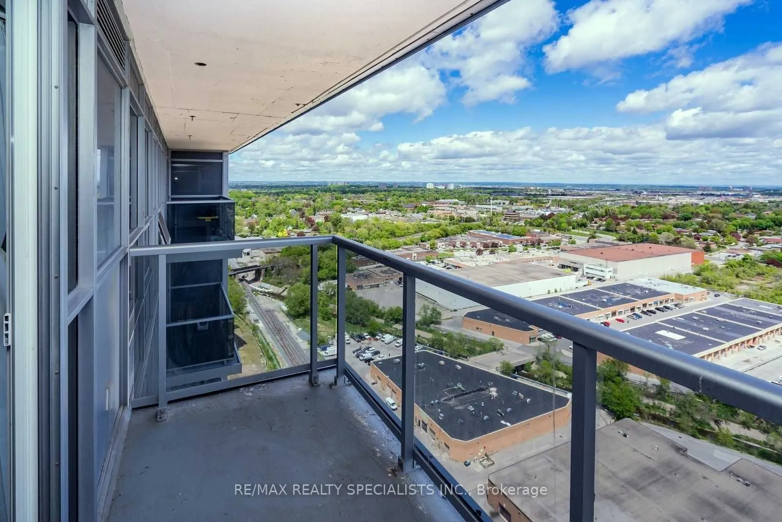 151 Village Green Square, #2710