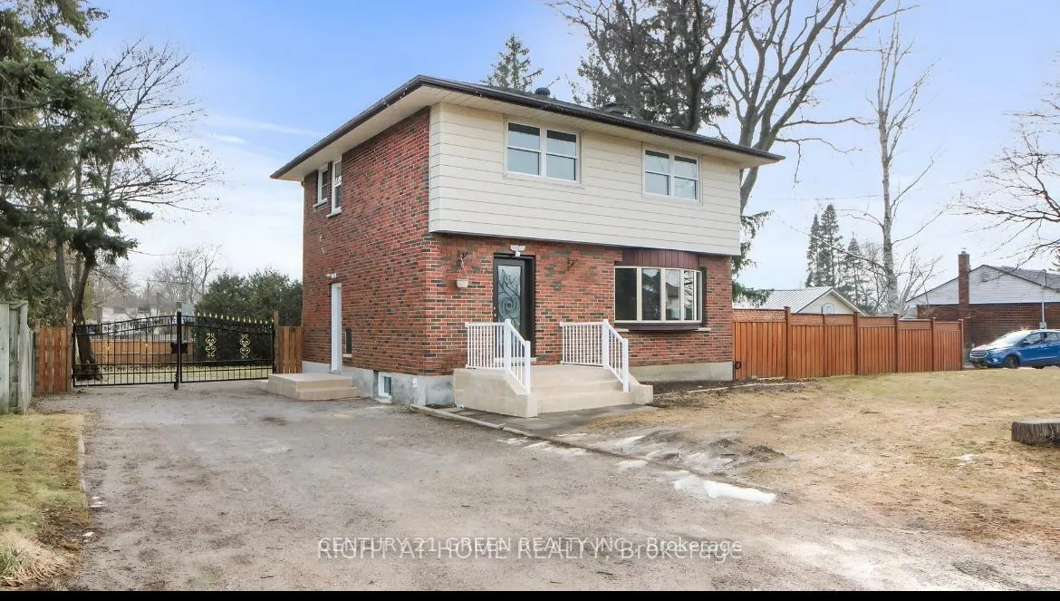 1813 Rossland Road E, #Main